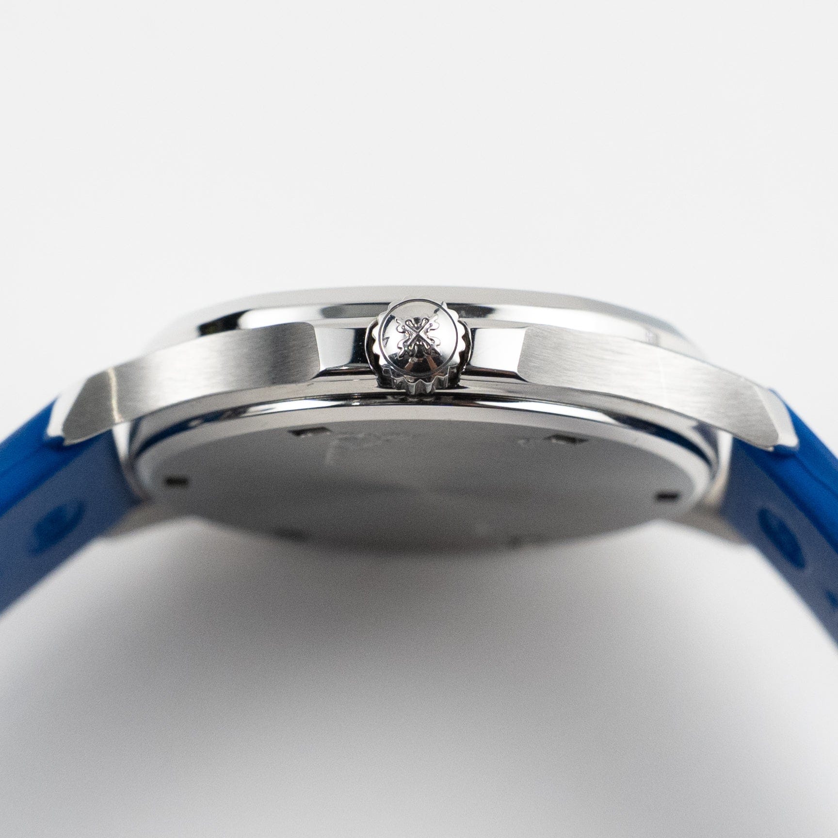 Patek Philippe Aquanaut Luce 5067A-014 'Ladies' Blue Dial Diamond Bezel (2009)