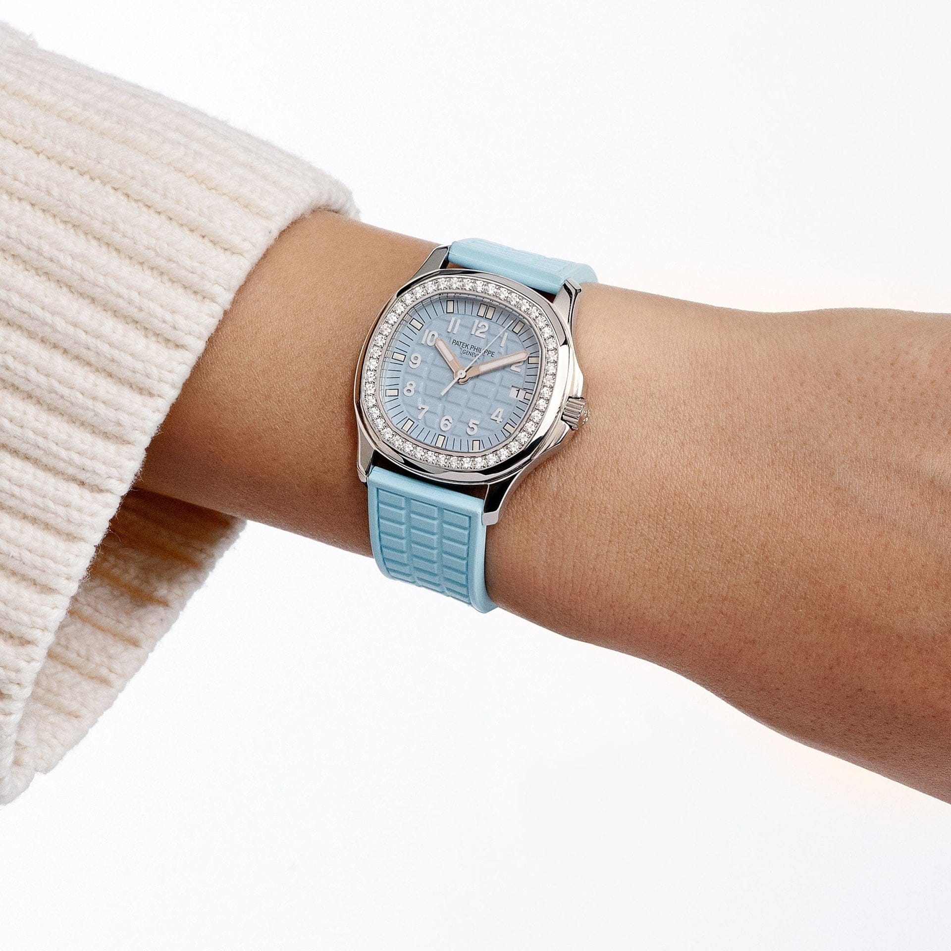 Patek Philippe Aquanaut Luce 5067A-017 'Ladies' Stainless Steel Blue Dial Diamond Bezel (2008)