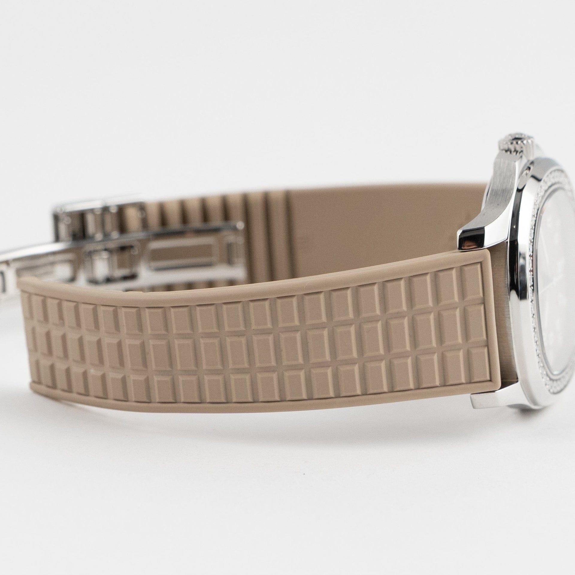 Patek Philippe Aquanaut Luce 5067A-020 'Ladies' Stainless Steel Beige Dial Diamond Bezel (2008)