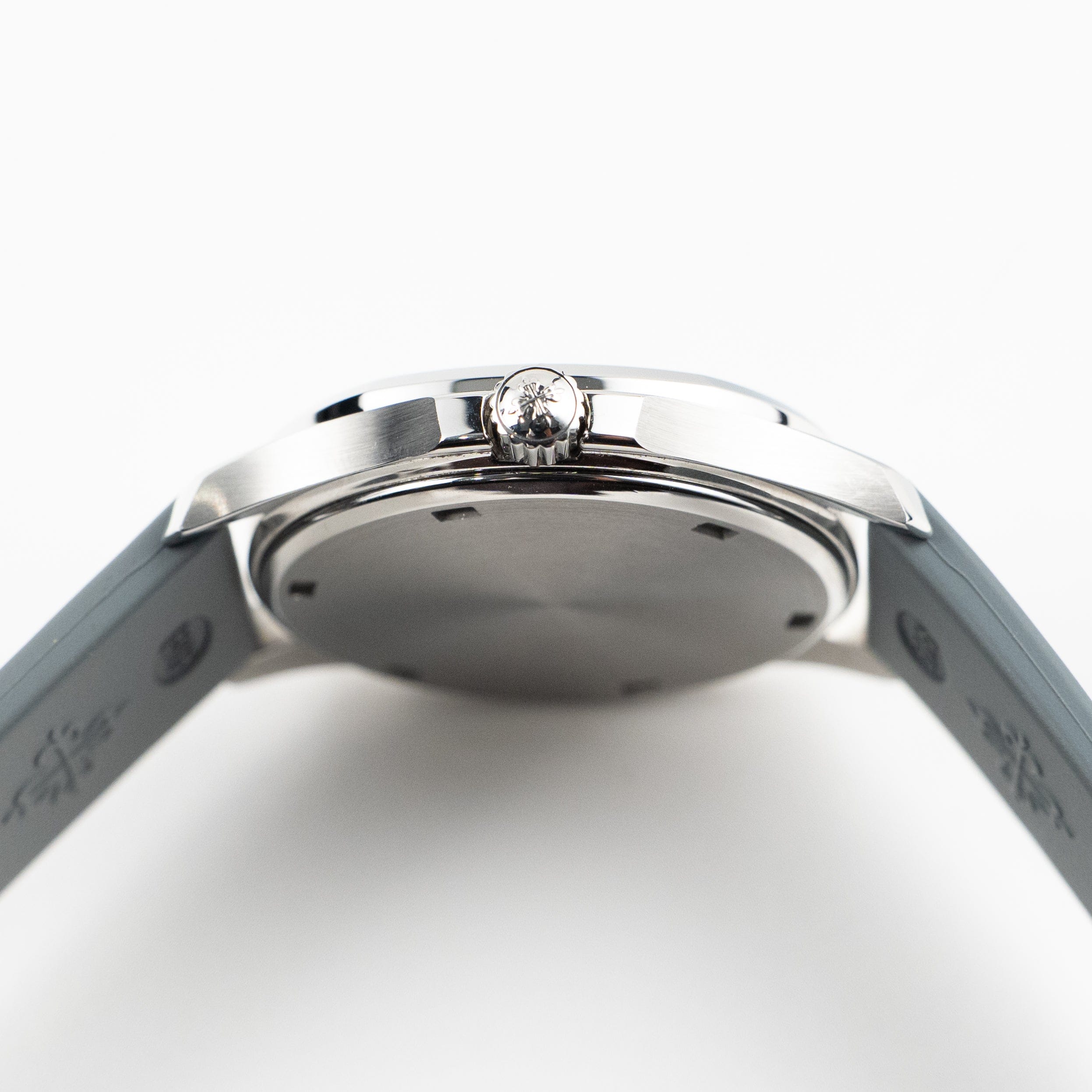 Patek Philippe Aquanaut Luce 5067A-025 'Ladies' Stainless Steel Misty Blue Dial Diamond Bezel (2019)
