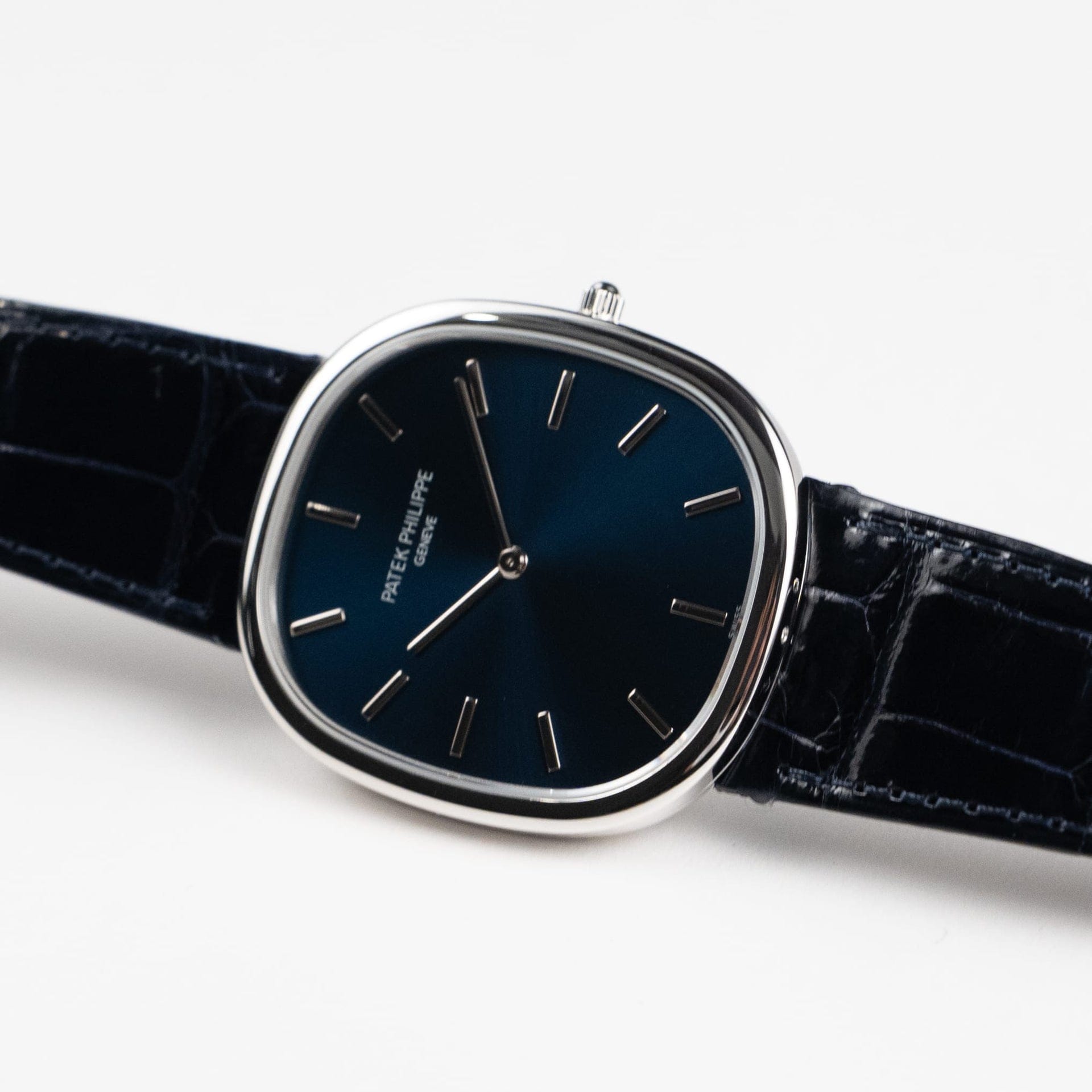 Patek Philippe Golden Ellipse 5738P-001 Platinum Blue Dial (2022)