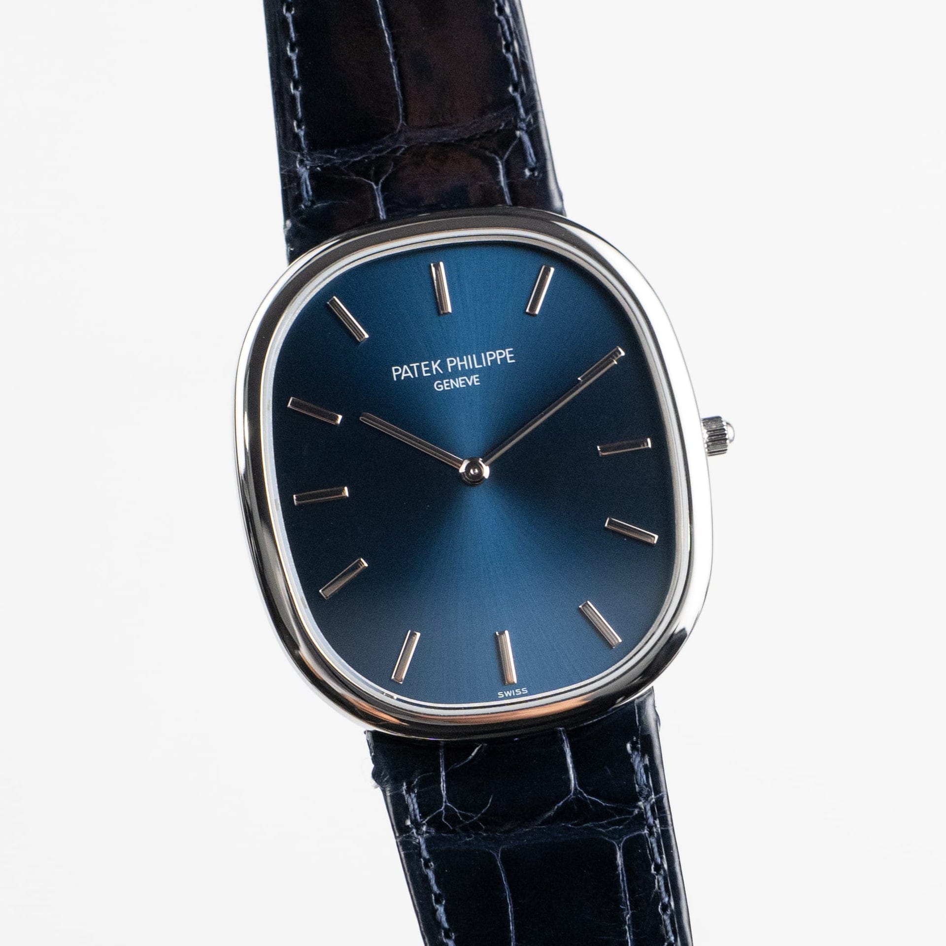 Patek Philippe Golden Ellipse 5738P-001 Platinum Blue Dial (2022)