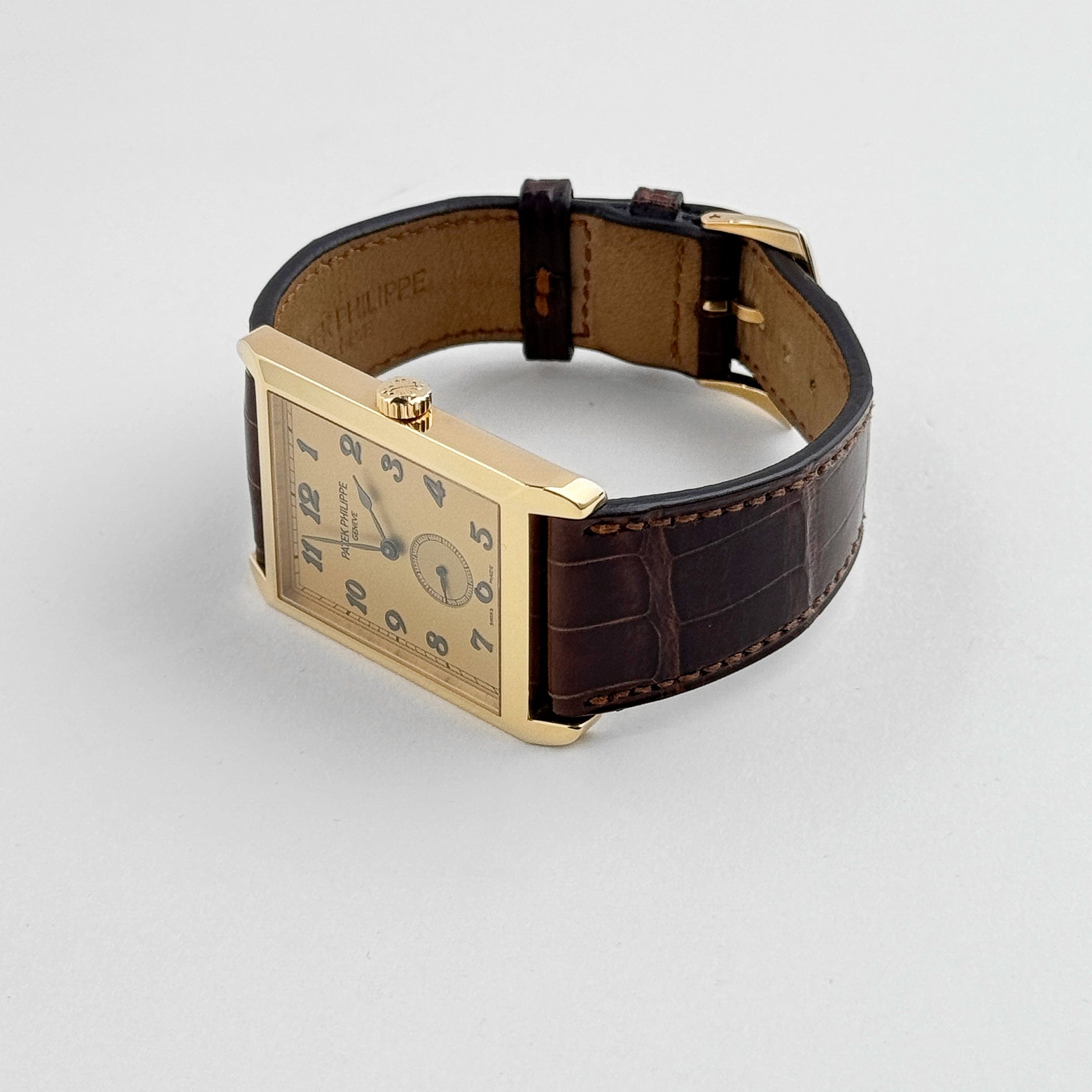 Patek Philippe Gondolo 5109J-010 Yellow Gold Gold Dial Arabic Numerals (Open Date)