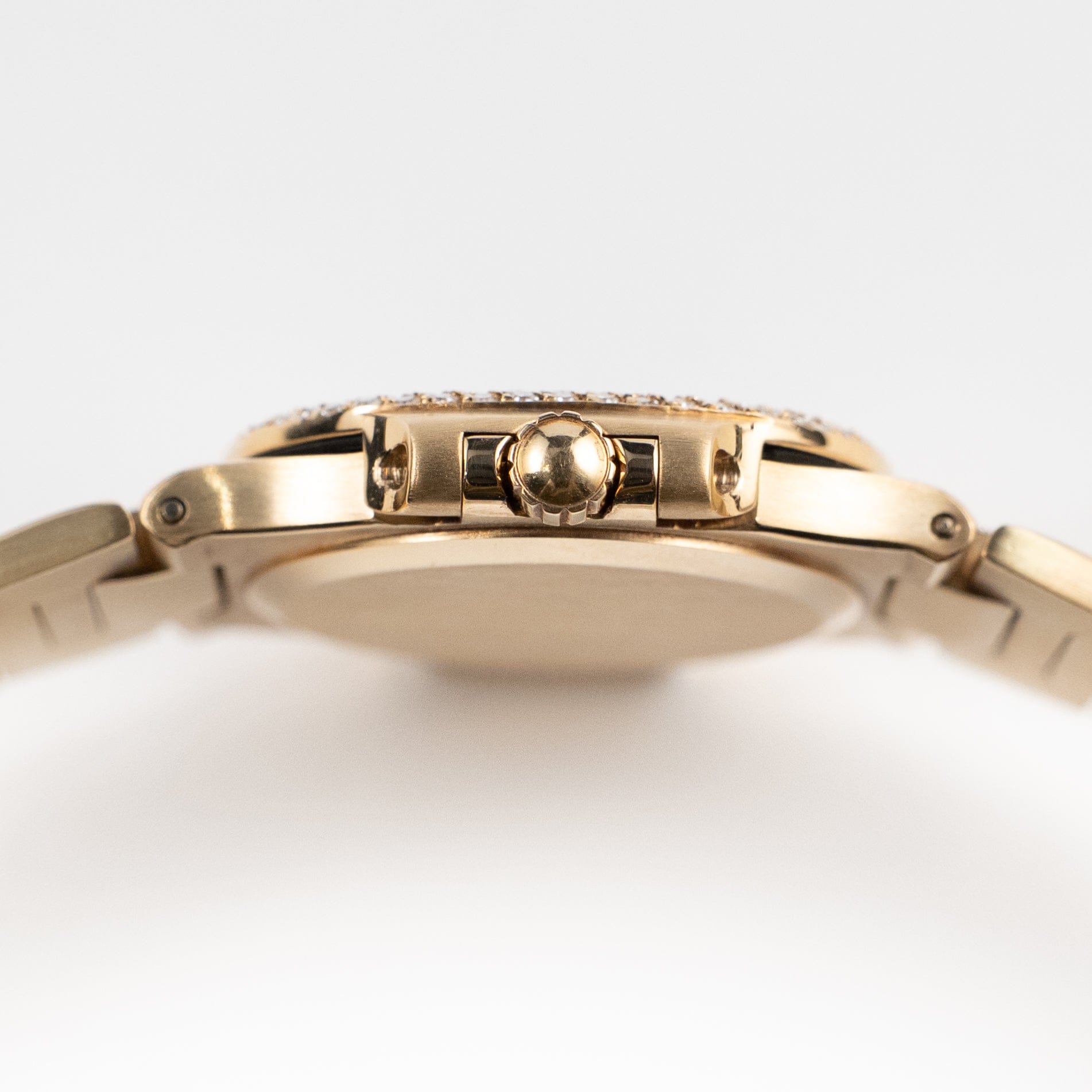 Patek Philippe Nautilus 4700/5 Yellow Gold Blue Diamond Dial