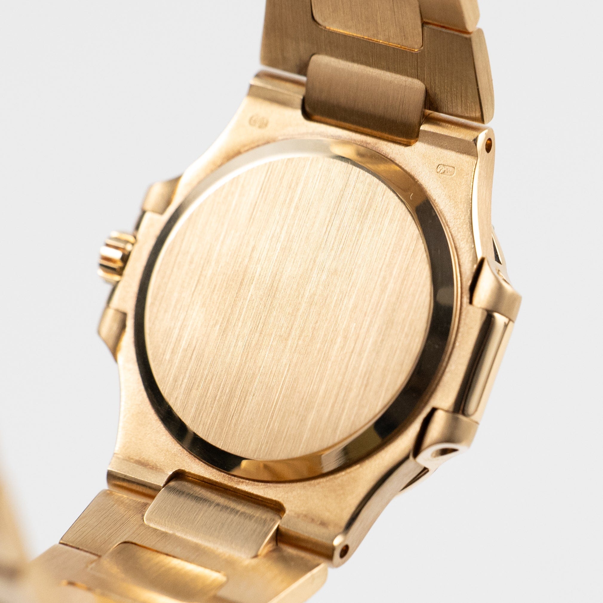 Patek Philippe Nautilus 4700/5 Yellow Gold Blue Diamond Dial