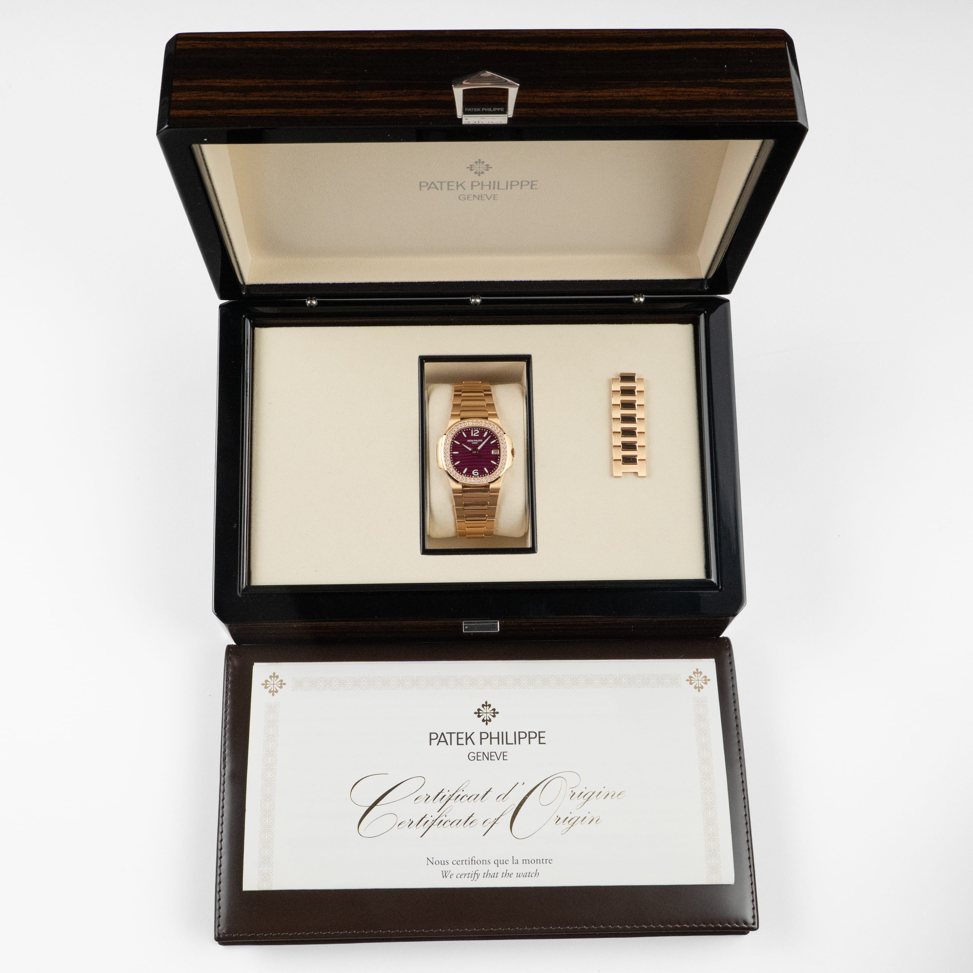 Patek Philippe Nautilus 7010/1R-013 'Ladies' Rose Gold Purple Dial Diamond Bezel Quartz (2026)