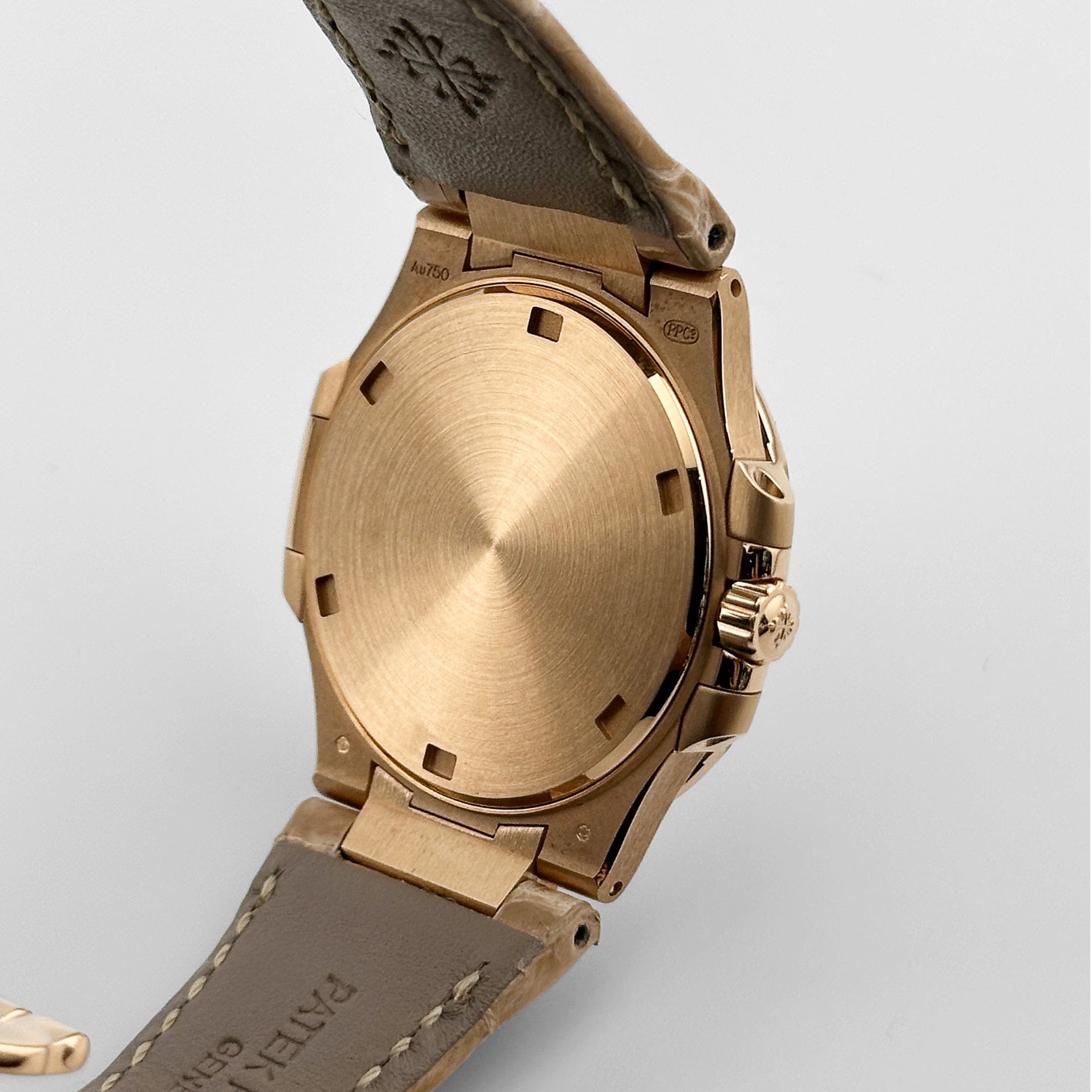 Patek Philippe Nautilus 7010R-011 'Ladies' Rose Gold Silvery Opaline Dial Diamond Bezel