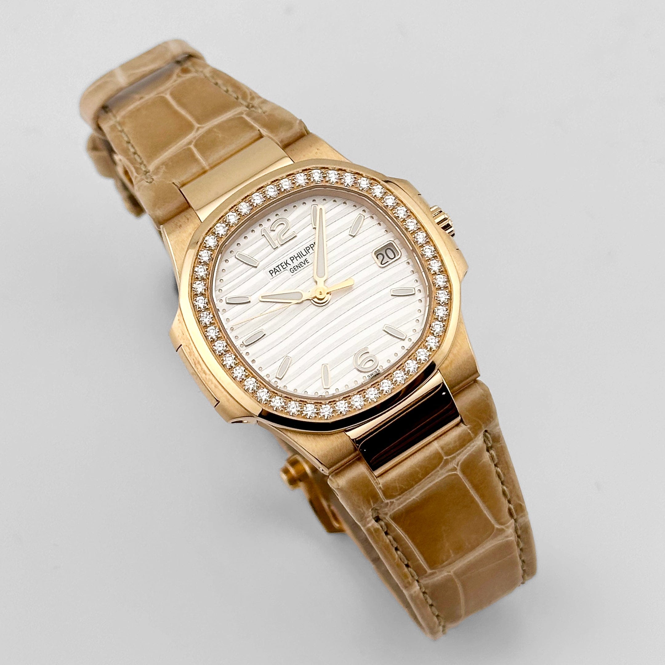 Patek Philippe Nautilus 7010R-011 'Ladies' Rose Gold Silvery Opaline Dial Diamond Bezel