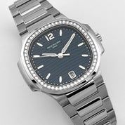 Patek Philippe Nautilus 7118/1200A-001 'Ladies' Blue Dial Diamond Bezel (2022)