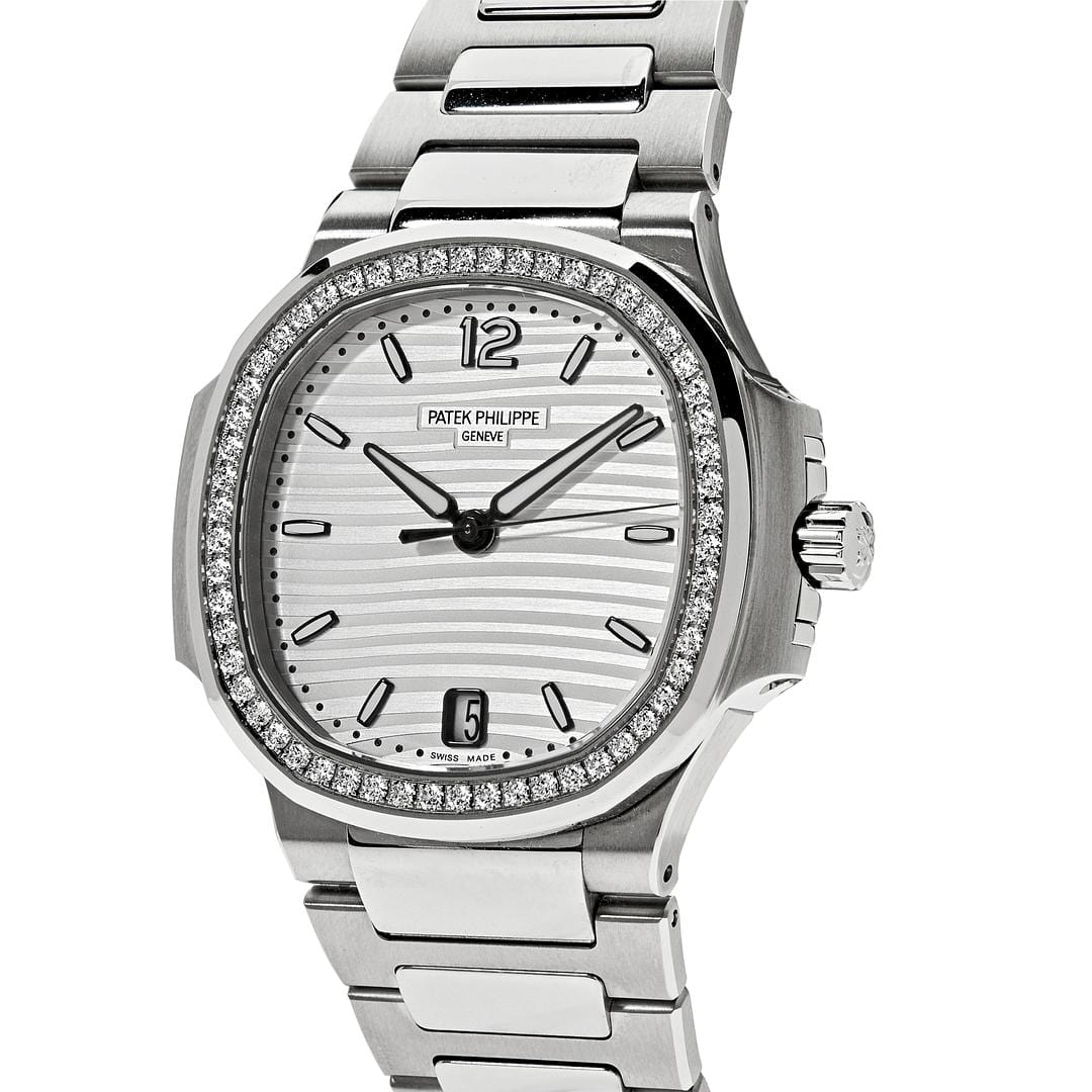 Patek Philippe Nautilus 7118/1200A-010 'Ladies' Stainless Steel Silver Dial Diamond Bezel