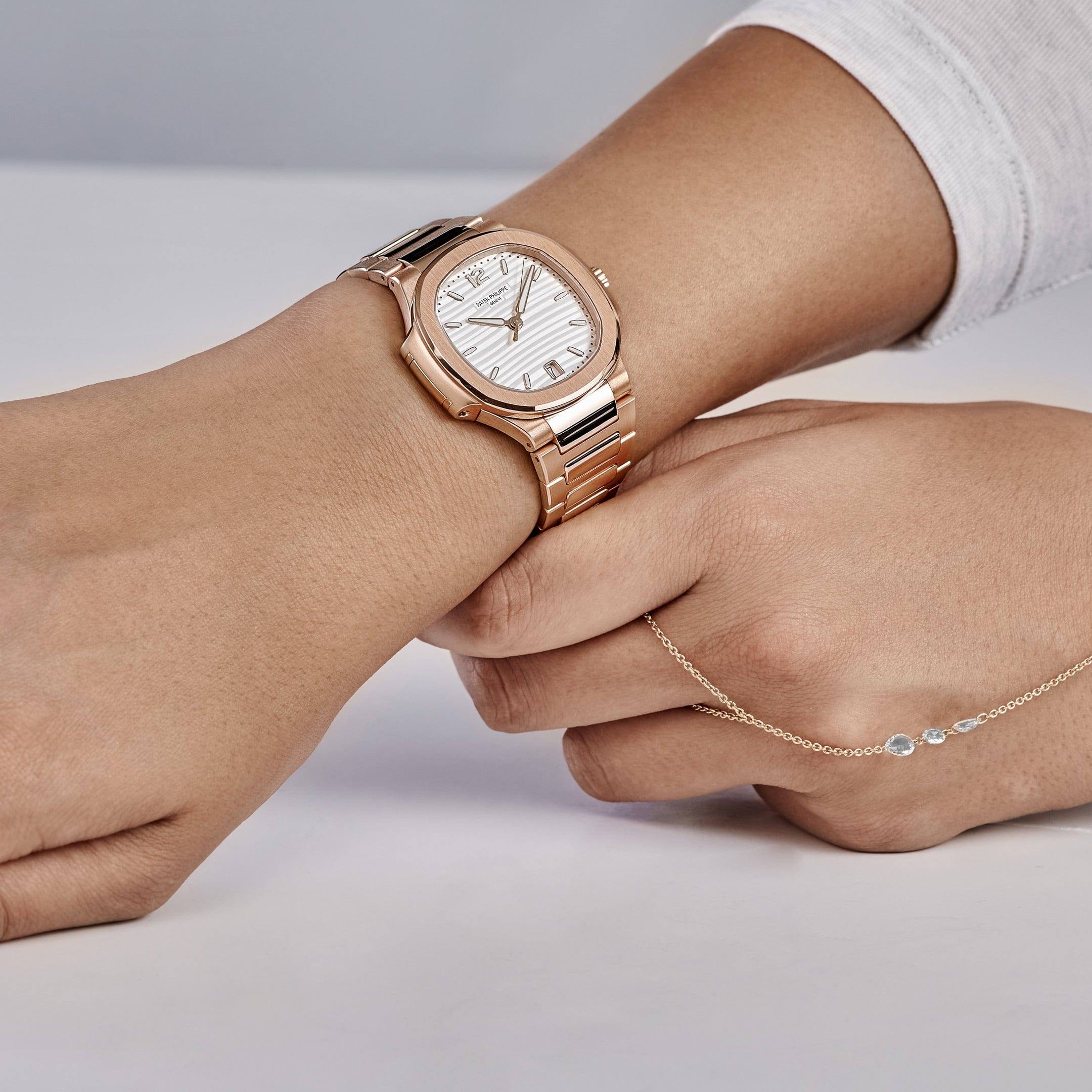 1R-001 'Ladies' Automatic Rose Gold Silvery Opaline Dial (2025)