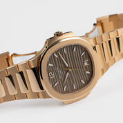 Patek Philippe Nautilus 7118/1R-010 'Ladies' Rose Gold Champagne Golden Dial