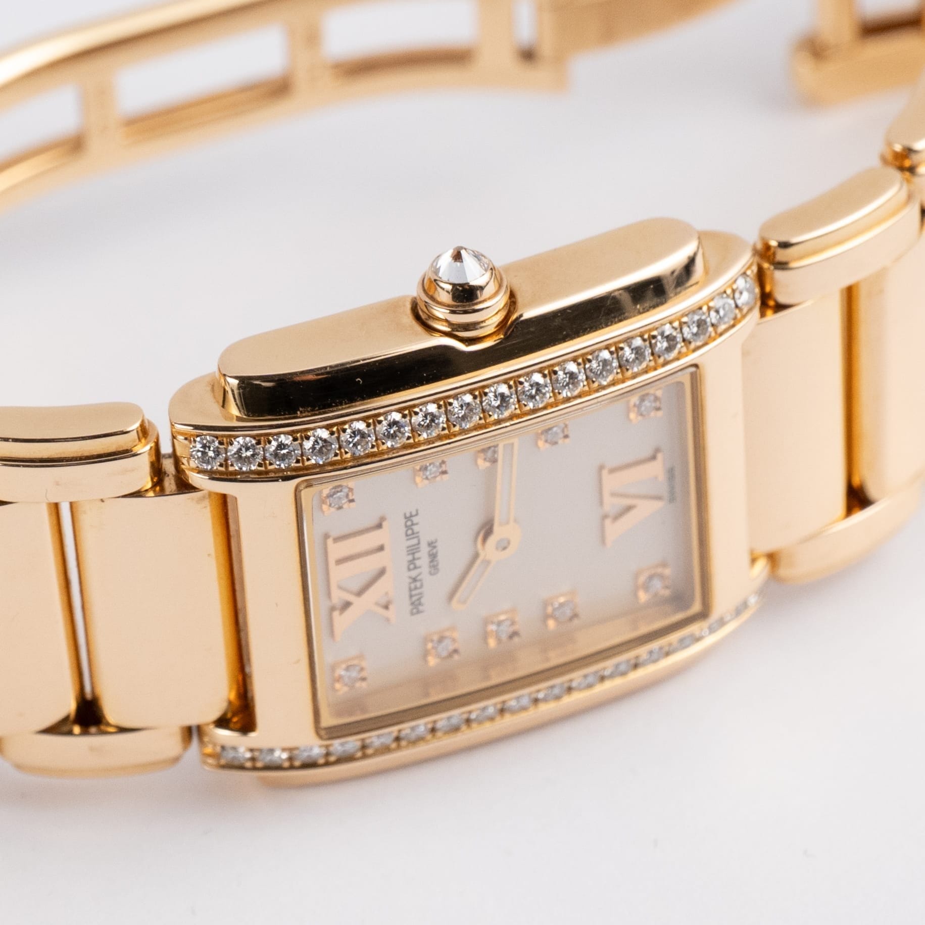 Patek Philippe Twenty-4 4908/11R-011 ‘Ladies’ Rose Gold White Diamond Dial Diamond Bezel Quartz