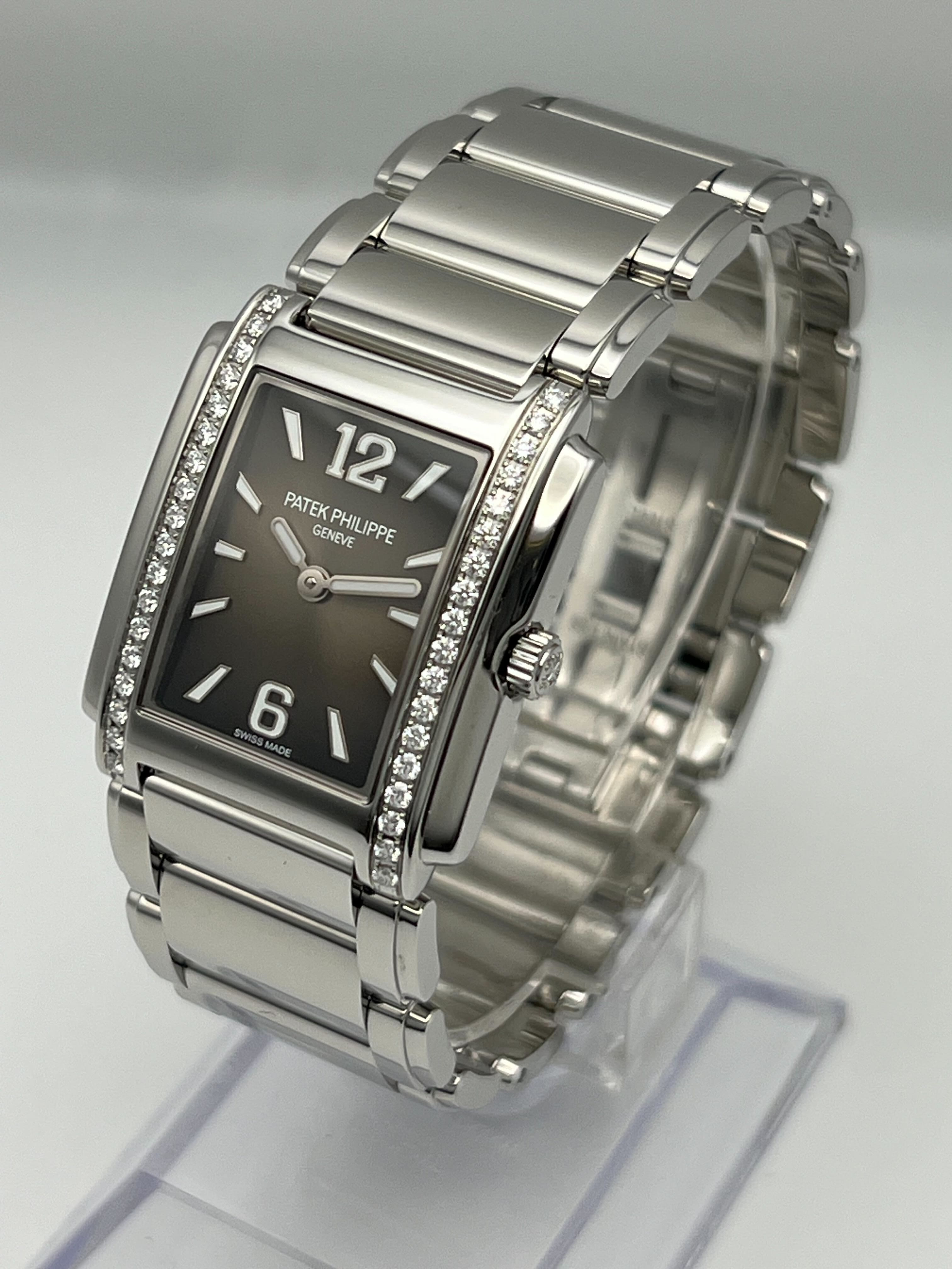 Patek Philippe Twenty-4 4910/1200A-010 'Ladies' Quartz Stainless Steel Gray Dial Diamond (2023)