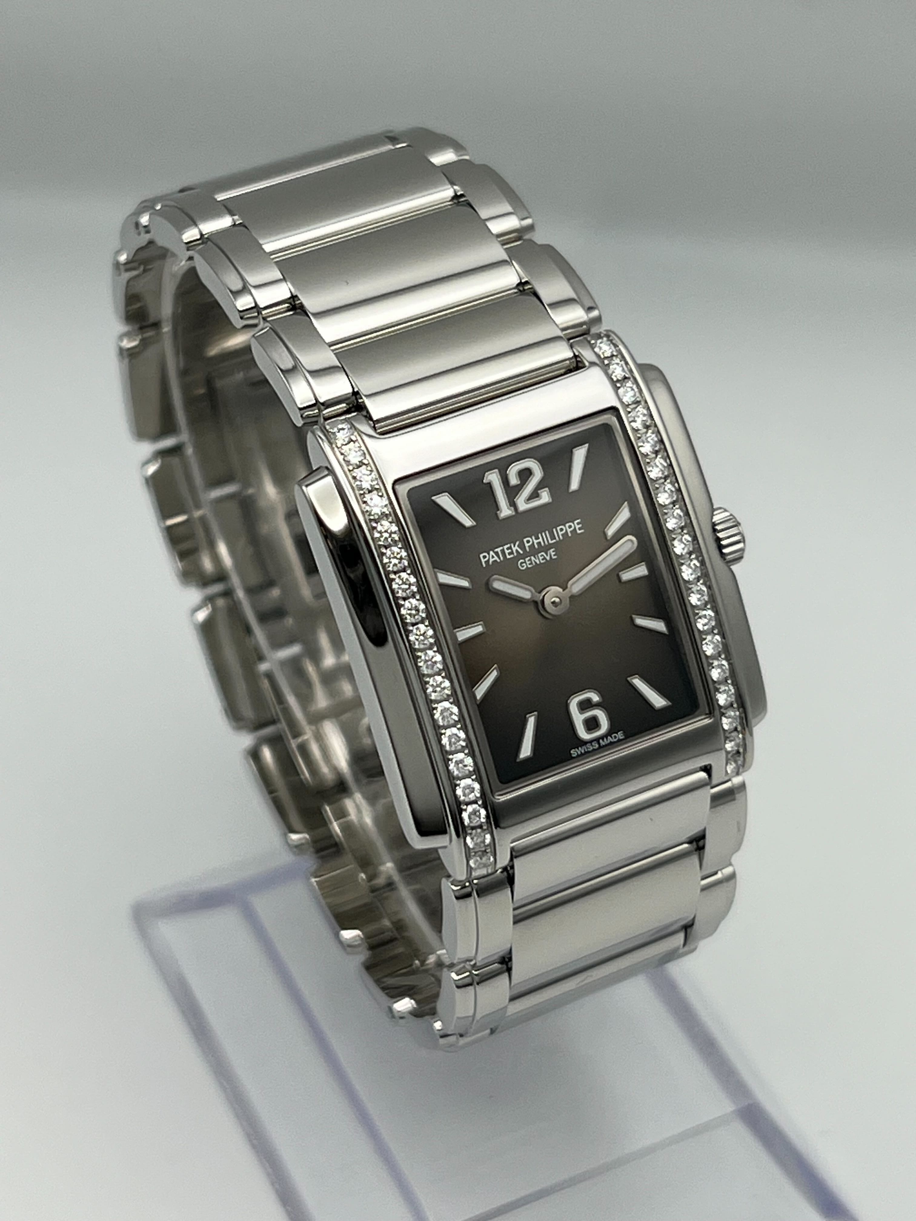 Patek Philippe Twenty-4 4910/1200A-010 'Ladies' Quartz Stainless Steel Gray Dial Diamond (2023)