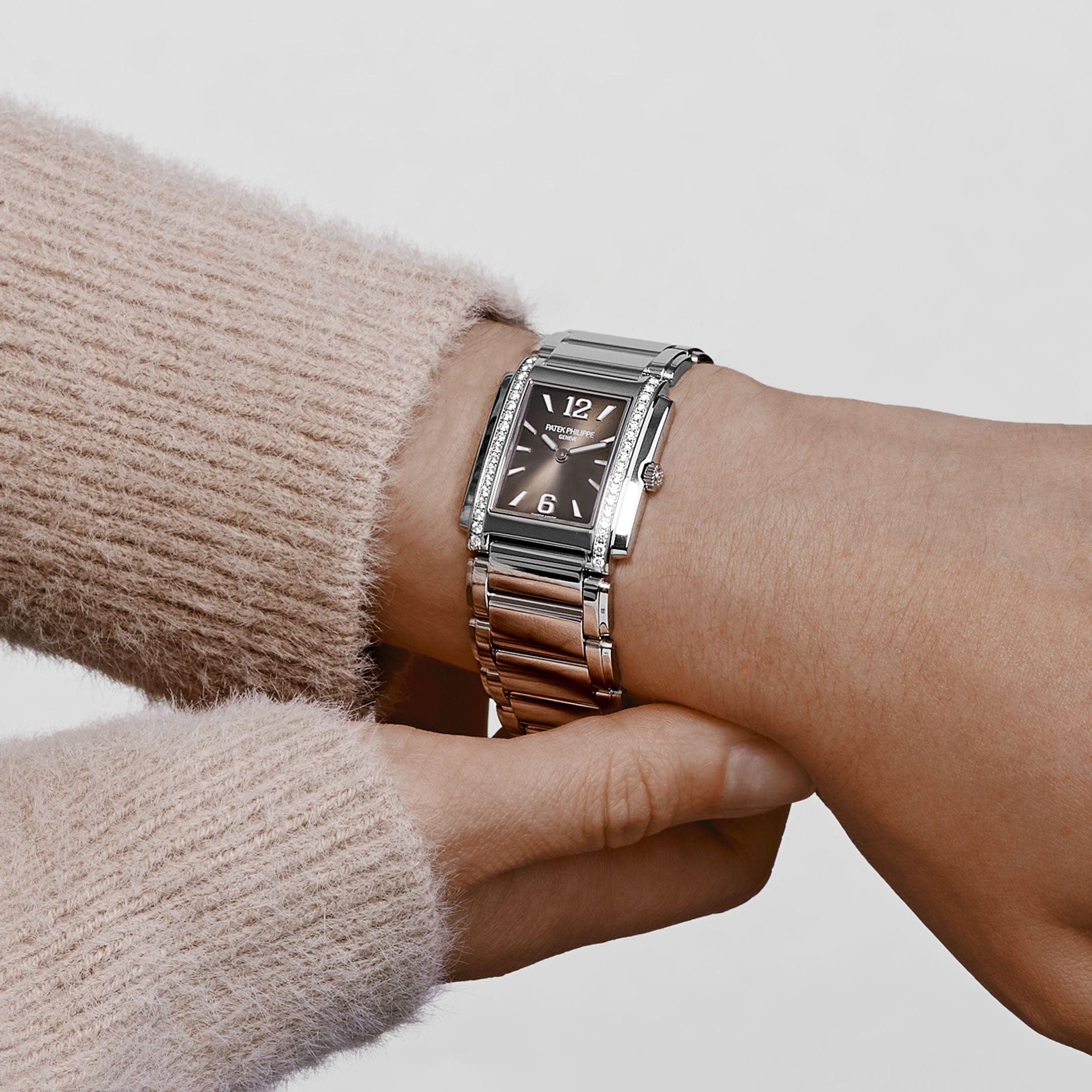 patek-philippe-twenty-4-4910-1200a-010-ladies-stainless-steel-gray-dial-diamond-bezel-quartz-2024-patek-philippe-1202716348.jpg