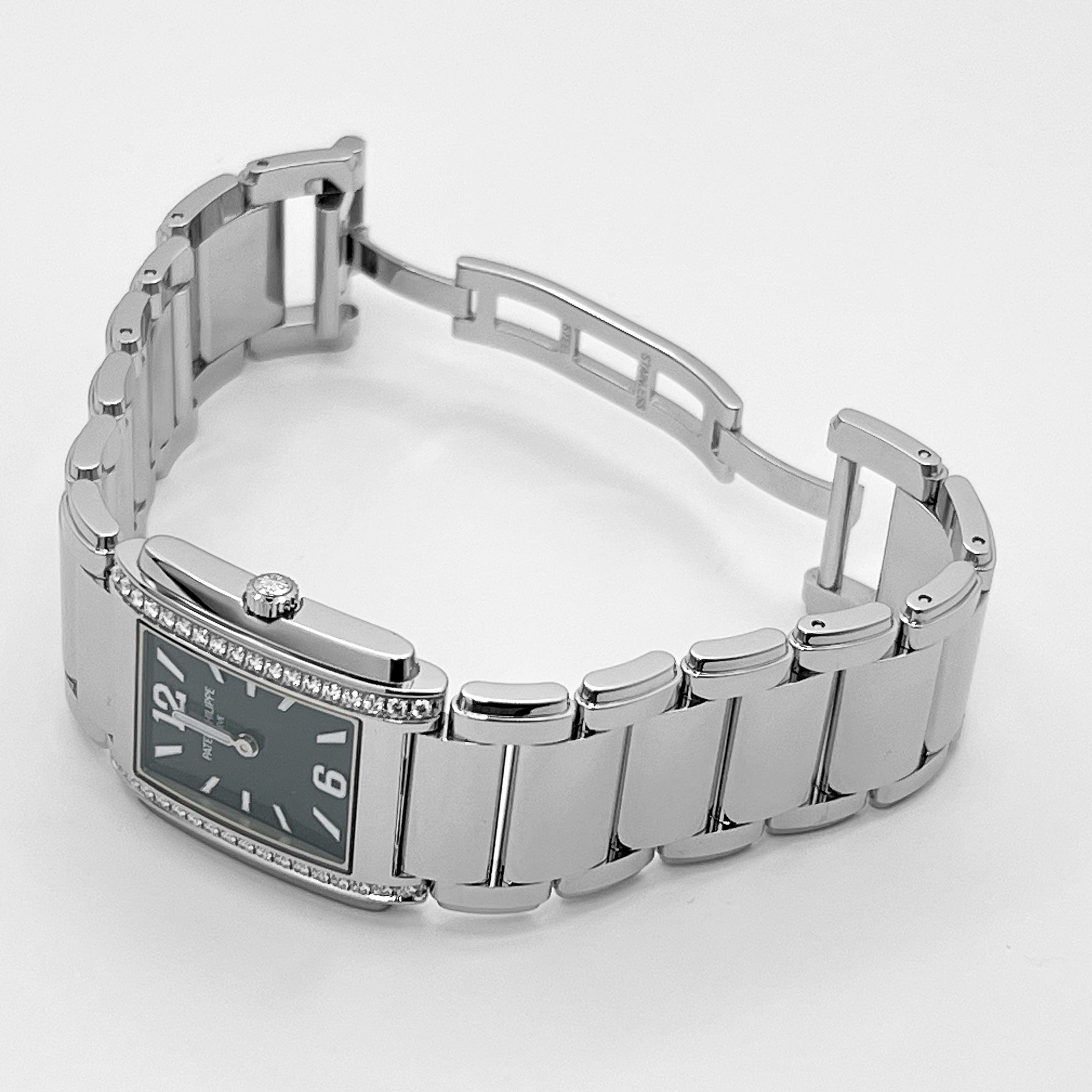 Patek Philippe Twenty-4 4910/1200A-011 'Ladies' Stainless Steel Green Diamond Dial Quartz (2025)