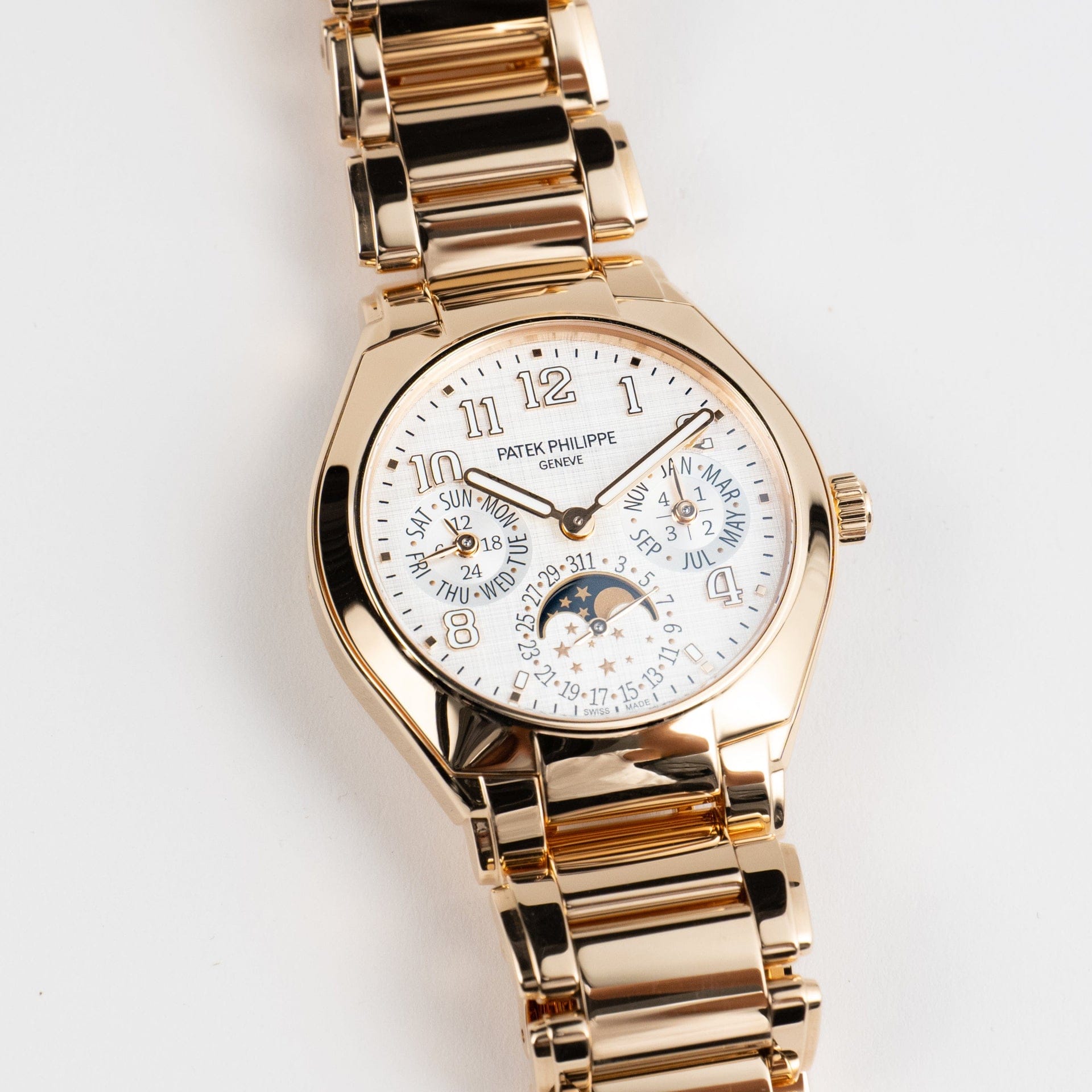 1R-001 Rose Gold Silver Dial (2025)