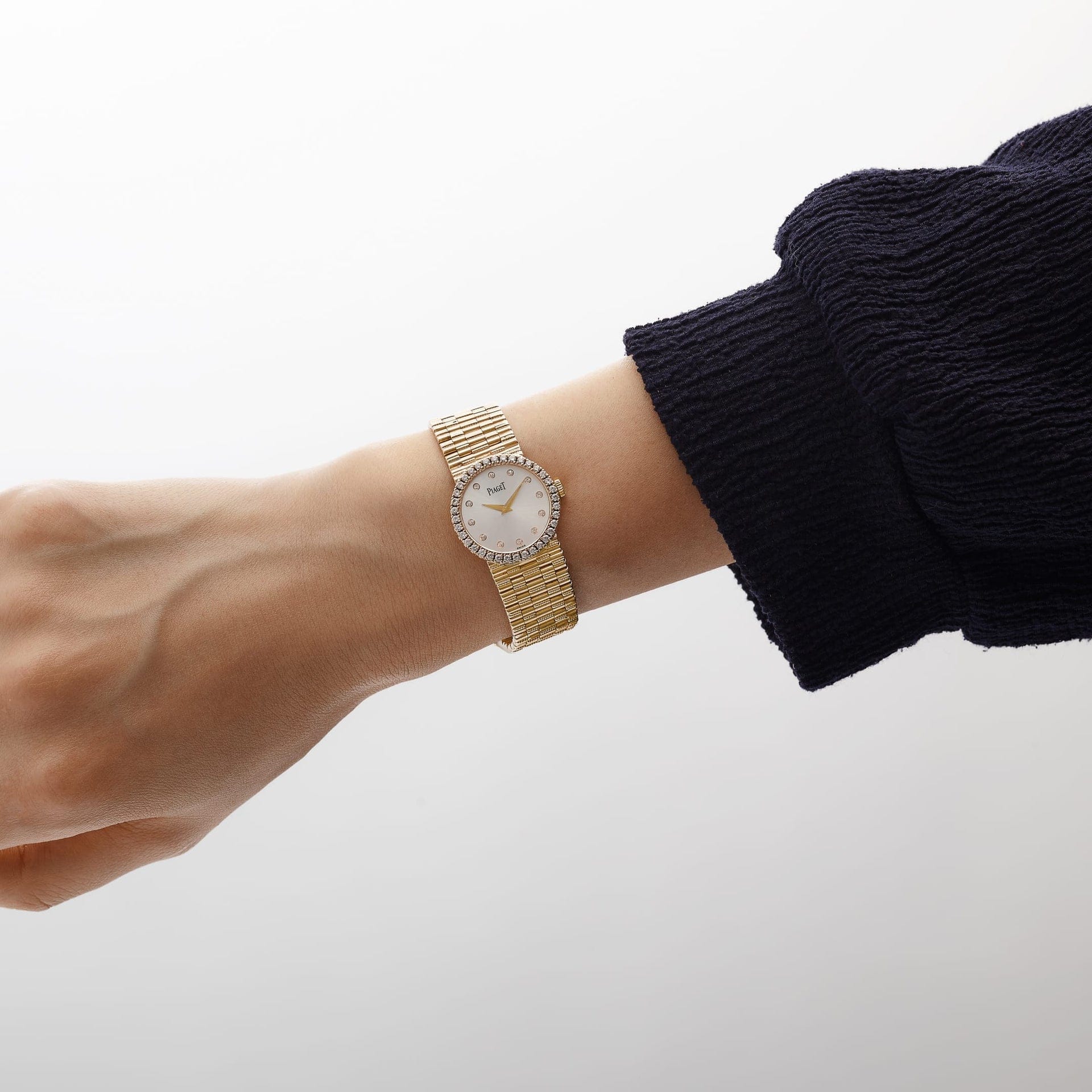 Piaget Dancer Traditional P10340 'Ladies' Yellow Gold Silver Diamond Dial Diamond Bezel Quartz