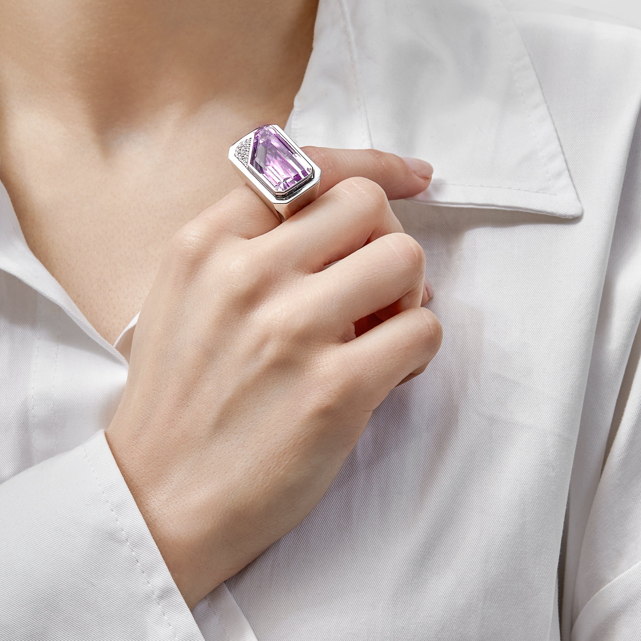 Solitaire Kunzite Ring