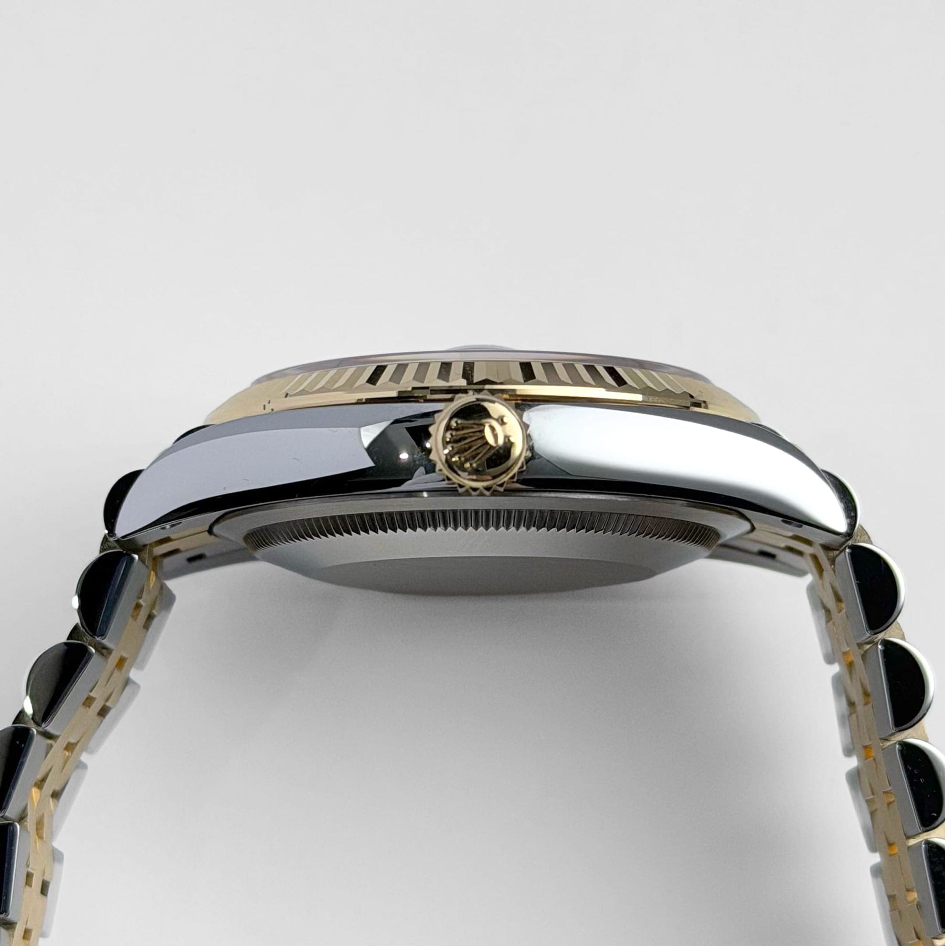 Rolex Datejust 36 126233 Stainless Steel Yellow Gold White Dial Jubilee (2024)