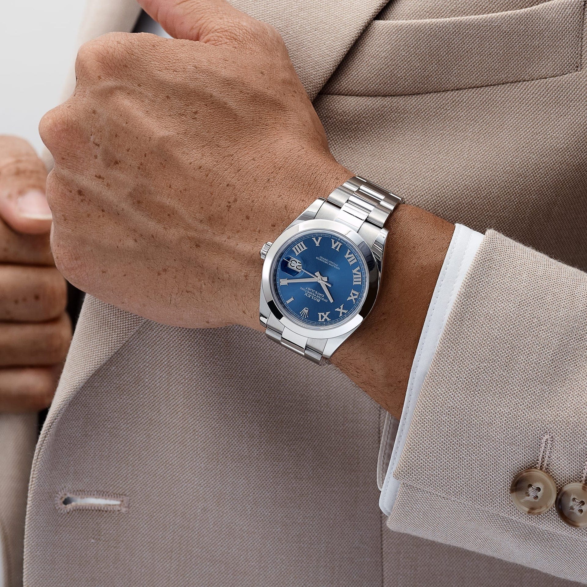 Rolex Datejust 41 126300 Stainless Steel Blue Roman Dial Oyster (2024)