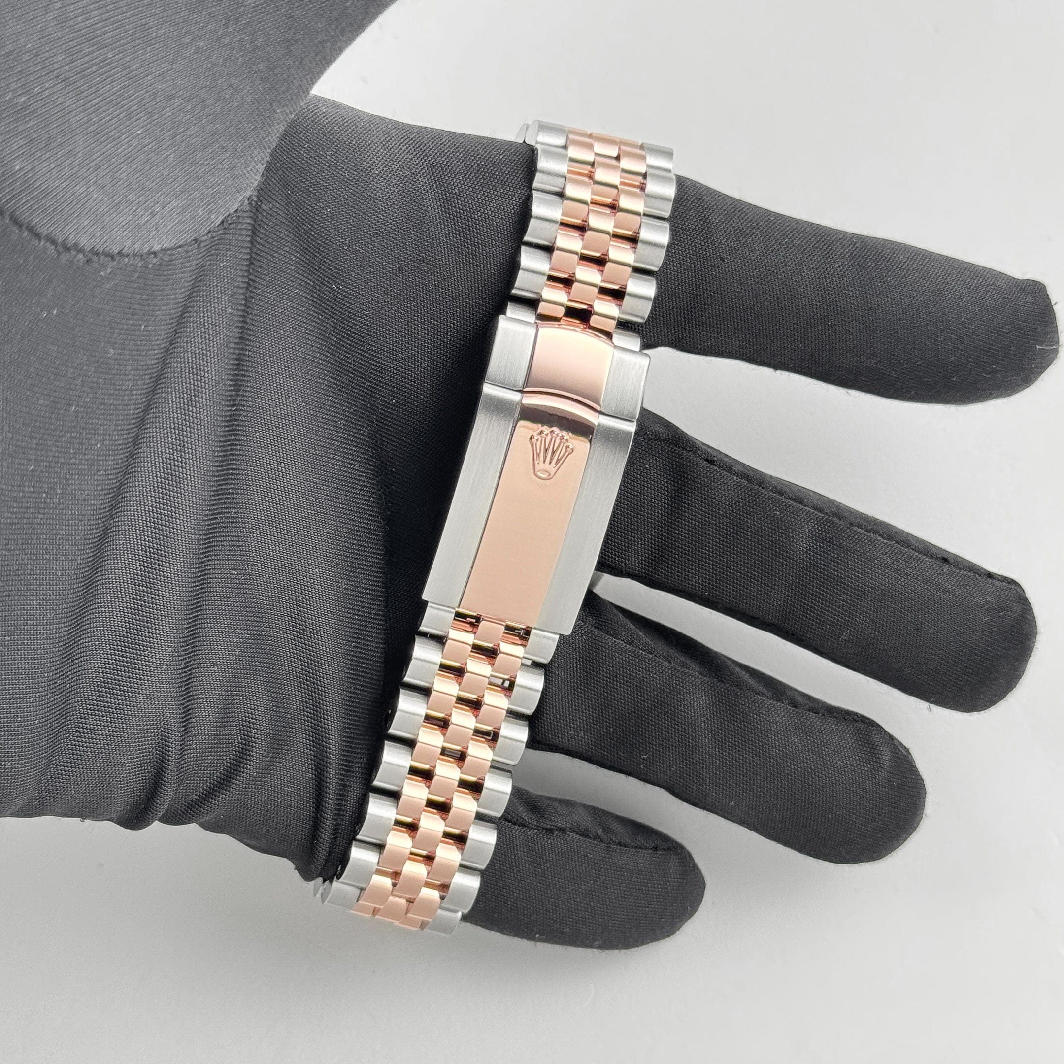 Rolex Datejust 41 126331 Stainless Steel Rose Gold Chocolate Diamond Dial Jubilee (2023)