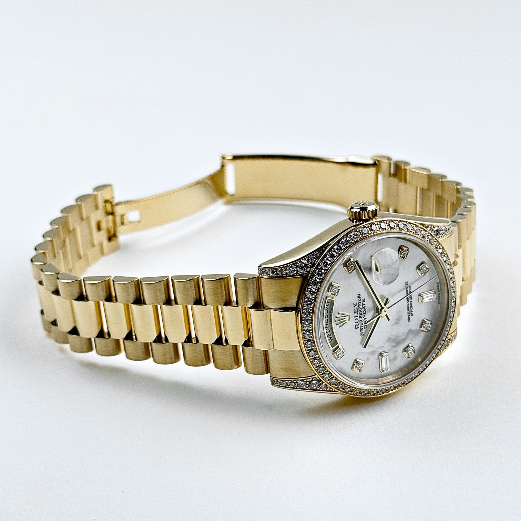 Rolex Day-Date 118388 Yellow Gold White Mother of Pearl Dial Diamond Bezel (2008)