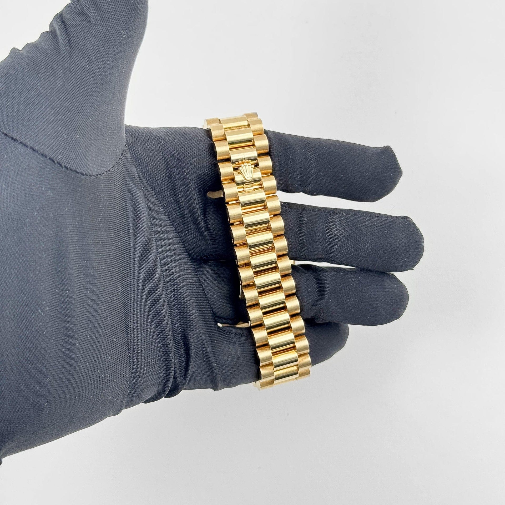Rolex Day-Date 36 118398BR Yellow Gold Diamond Bezel Champagne Diamond Dial
