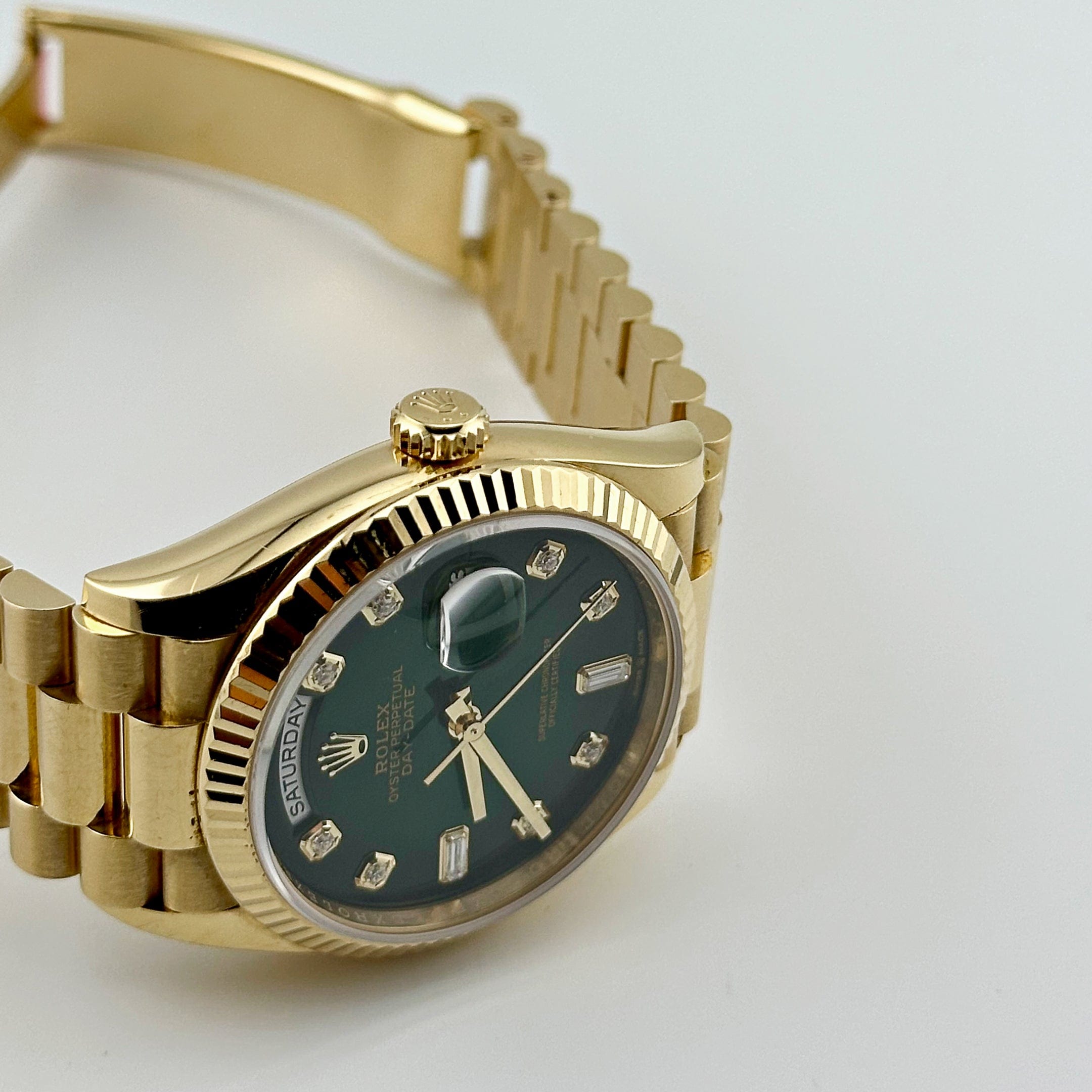 Rolex Day-Date 36 128238 Yellow Gold Green Diamond Dial (2025)