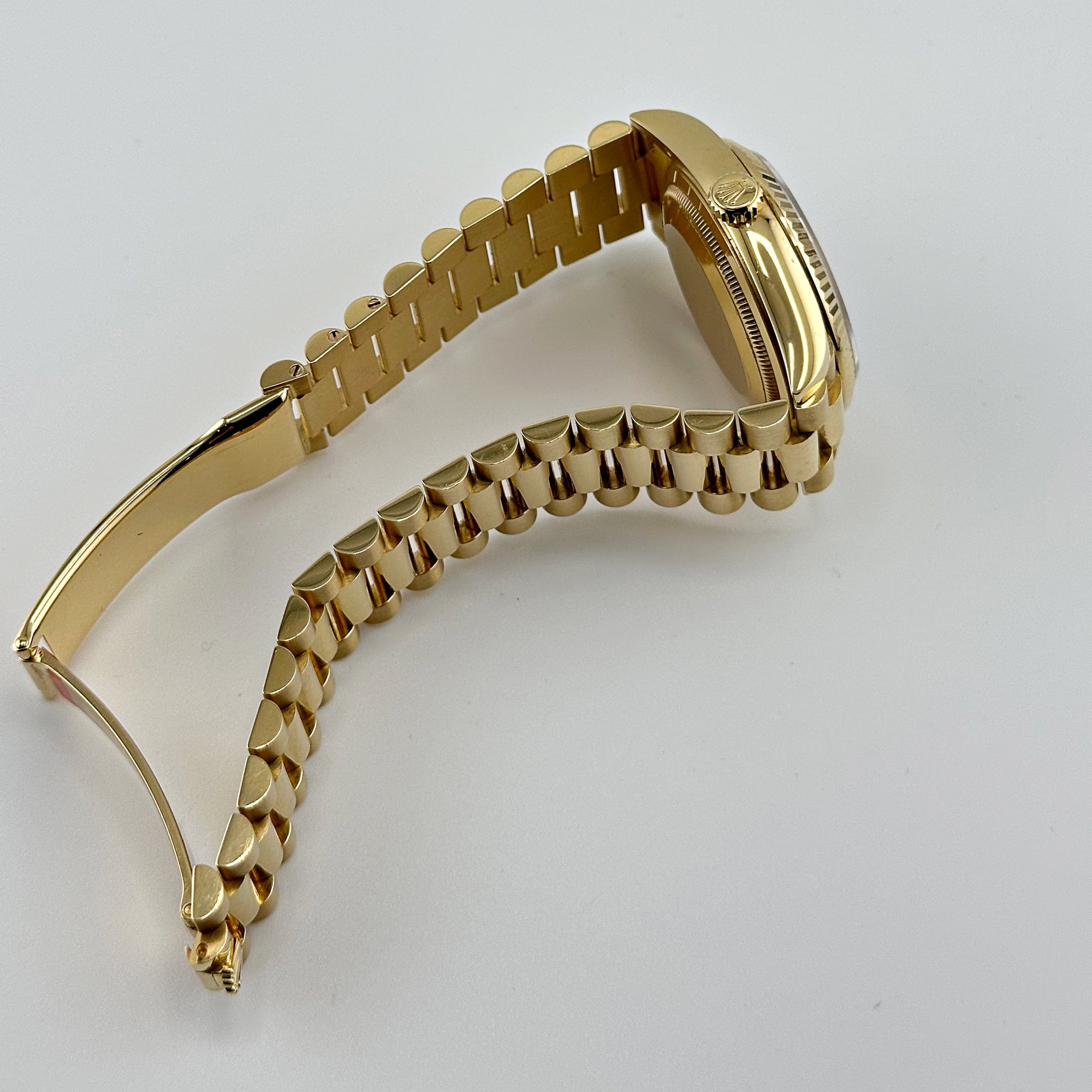 Rolex Day-Date 36 128238 Yellow Gold Green Diamond Dial (2025)