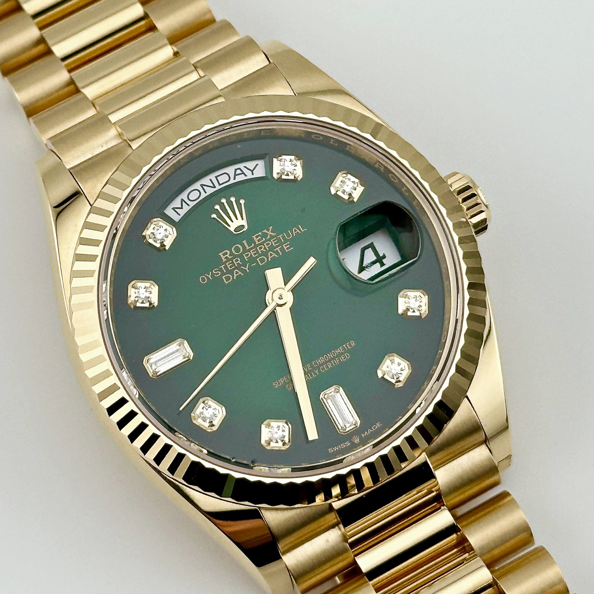 Rolex Day-Date 36 128238 Yellow Gold Green Diamond Dial (2025)