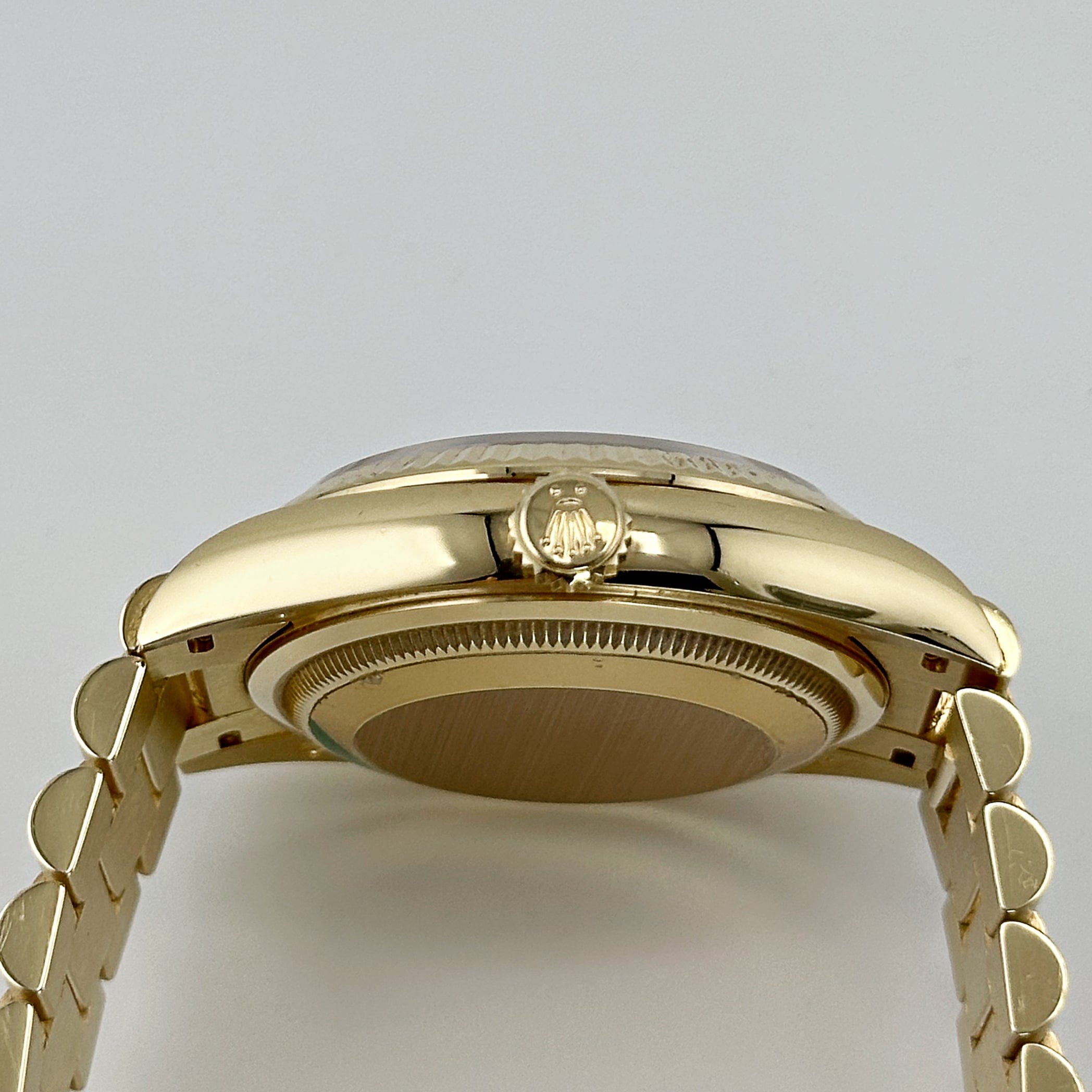 Rolex Day-Date 36 128238 Yellow Gold Green Ombré Diamond Dial