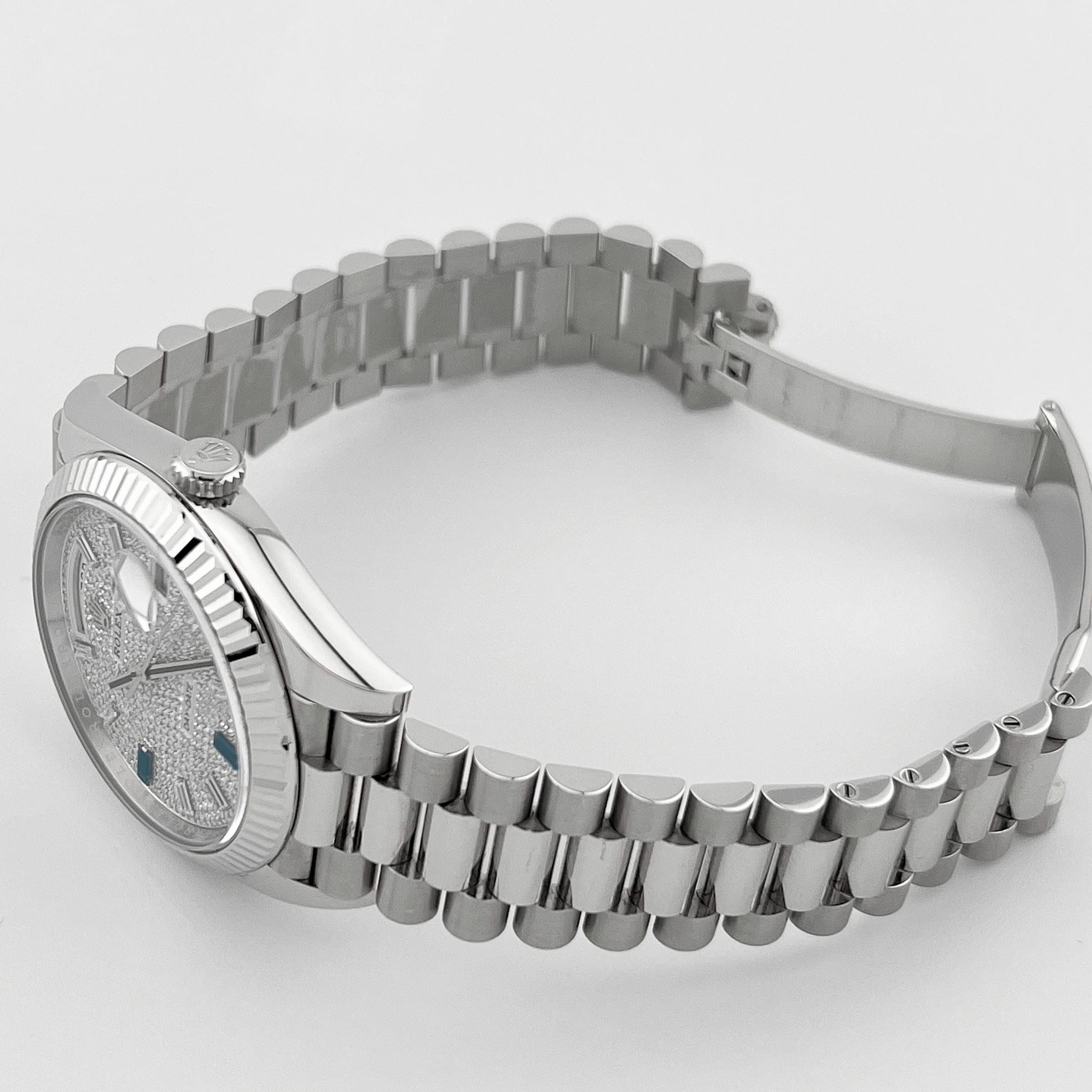 Rolex Day-Date 40 228236 Platinum Diamond Sapphire Dial President (2023)