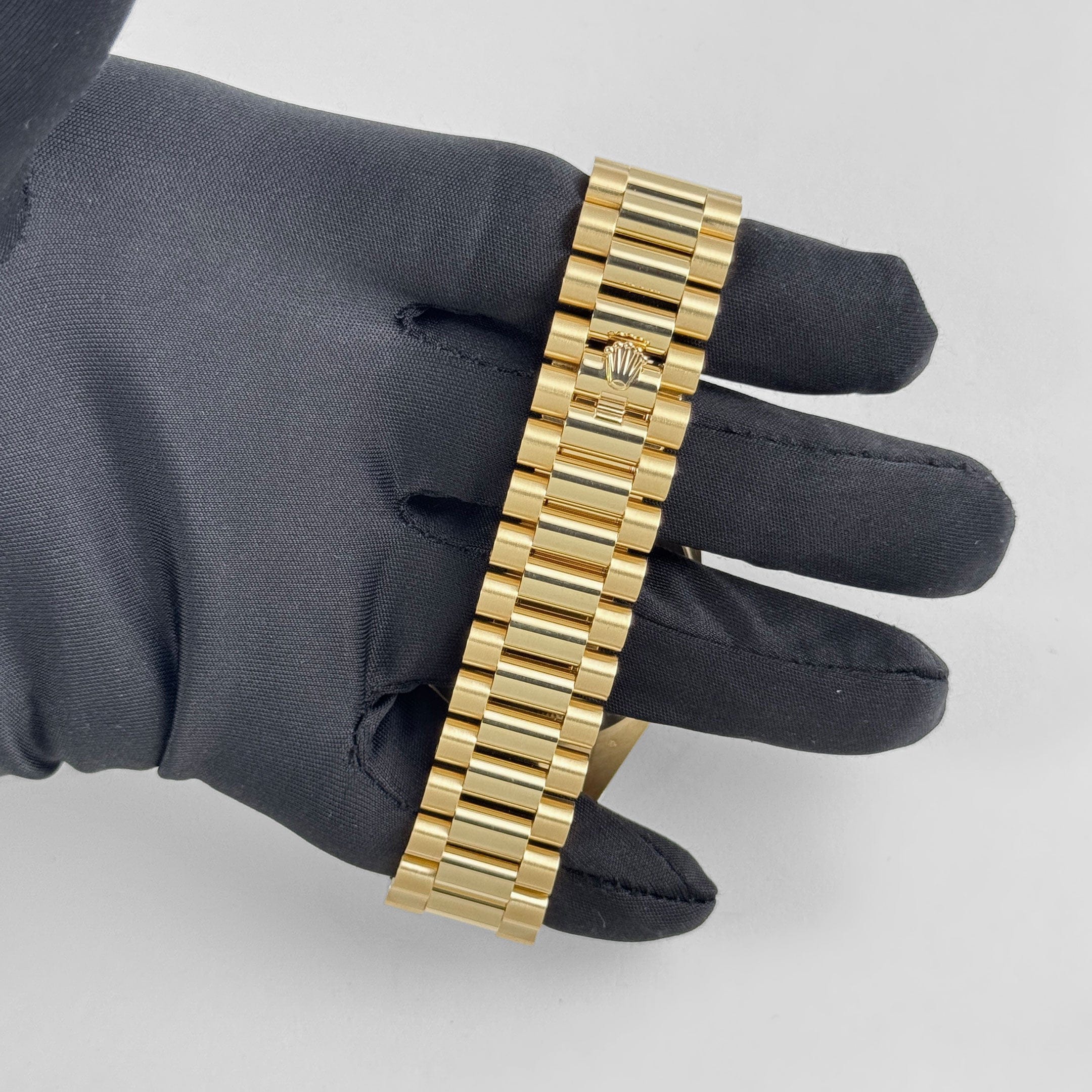 Rolex Day-Date 40 228238 Yellow Gold White Roman Numerals Dial (2023)