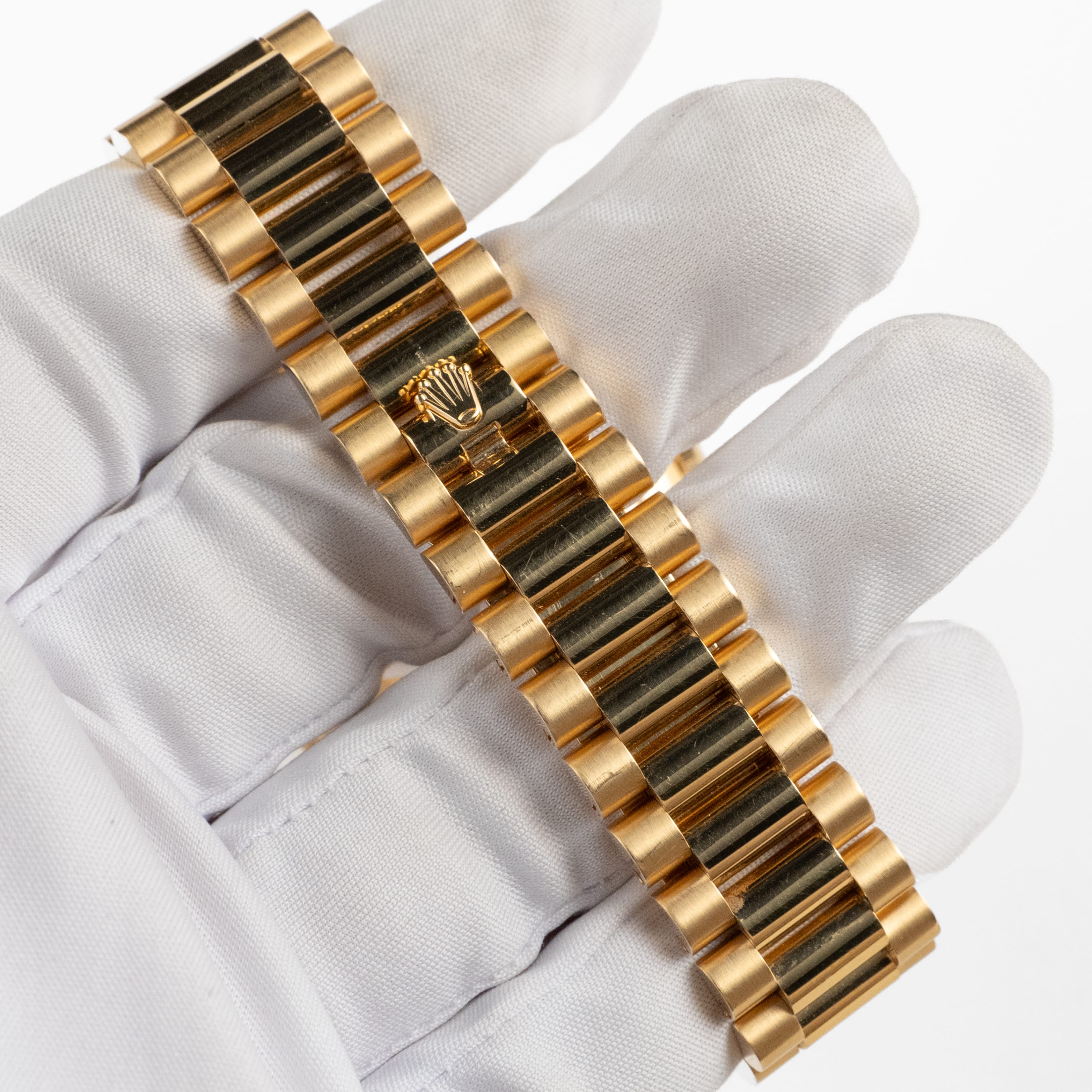 Rolex Day-Date 40 228238 Yellow Gold White Roman Numerals Dial (2025)