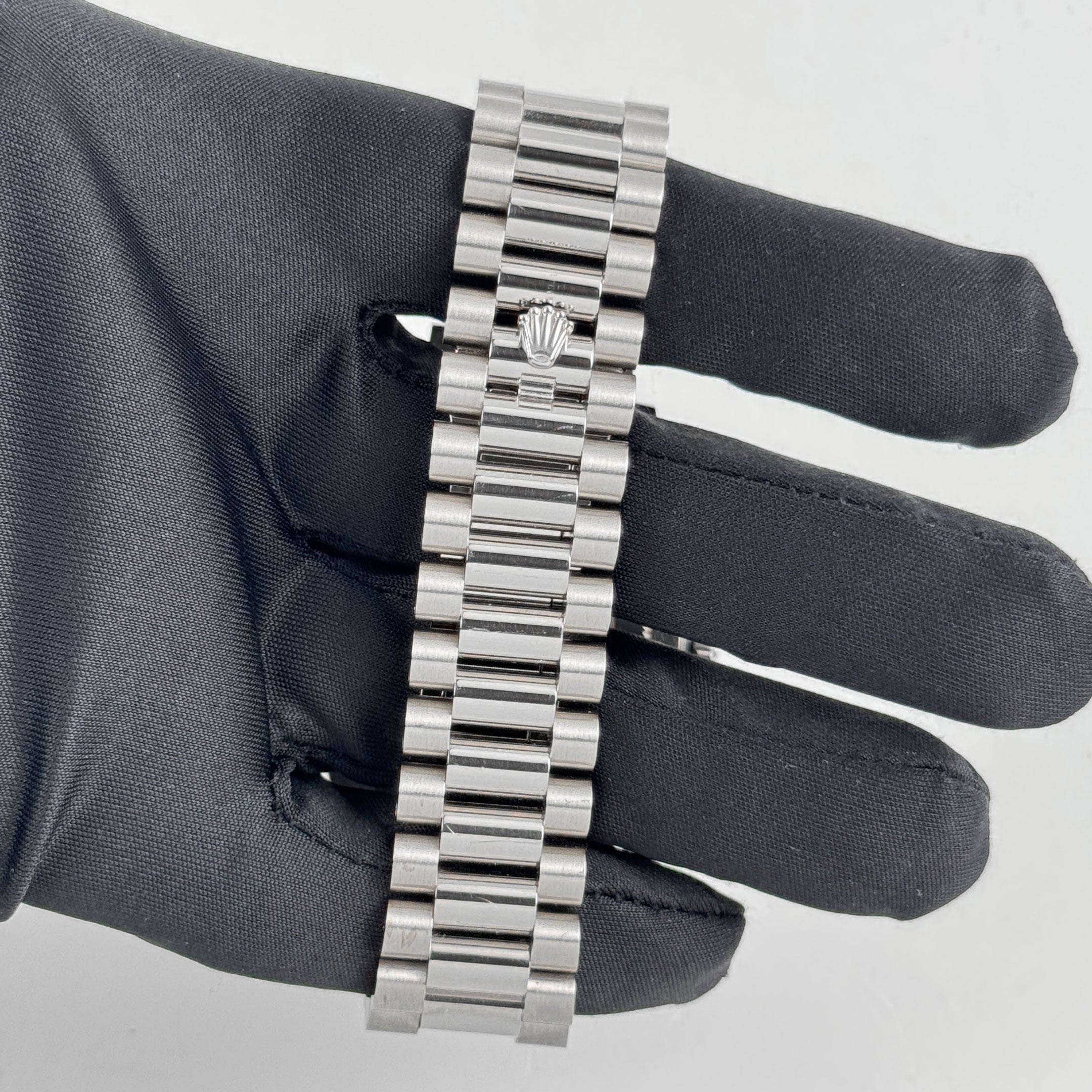 Rolex Day-Date 40 228239 White Gold Blue Dial (2023)