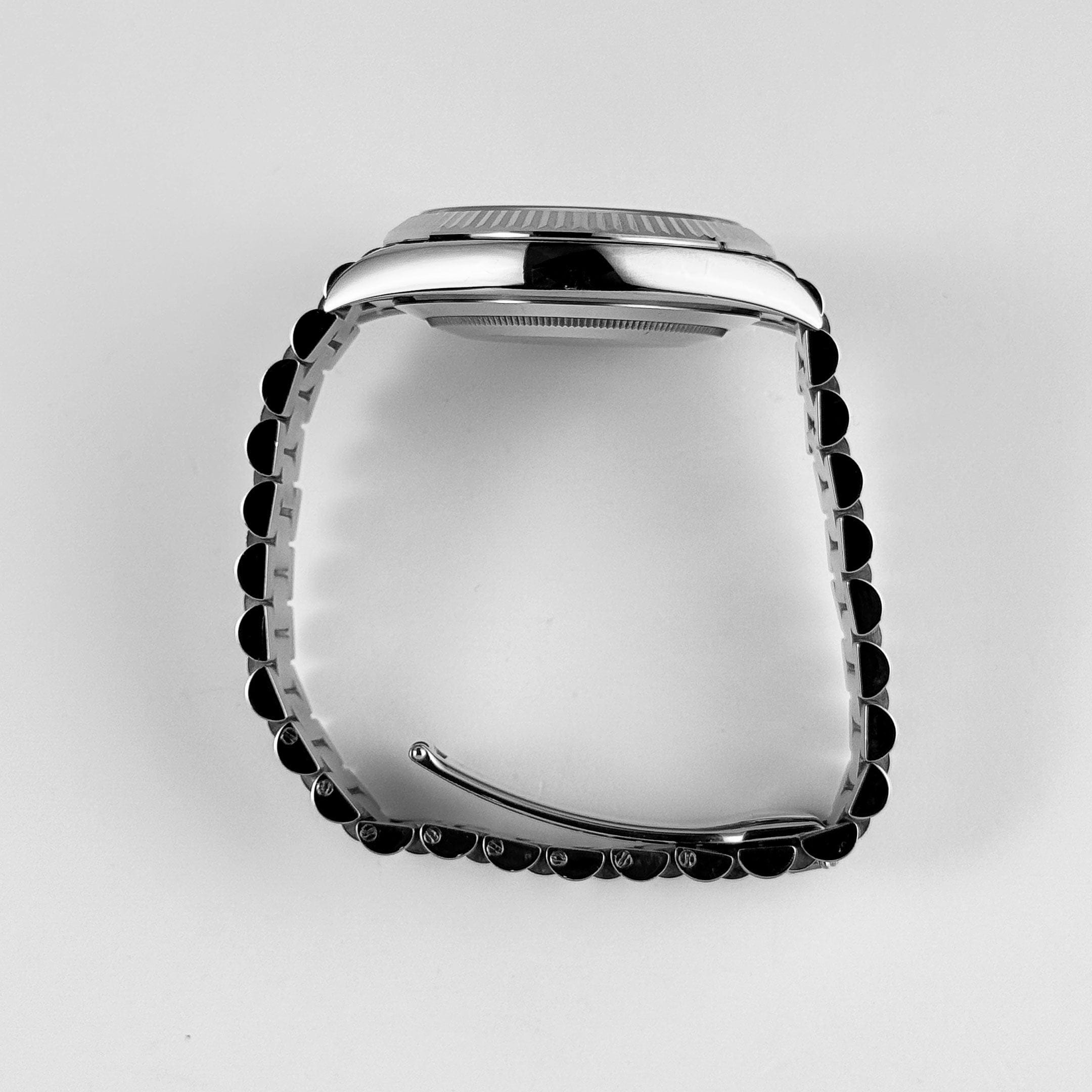 Rolex Day-Date 40 228239 White Gold Olive Dial (2022)