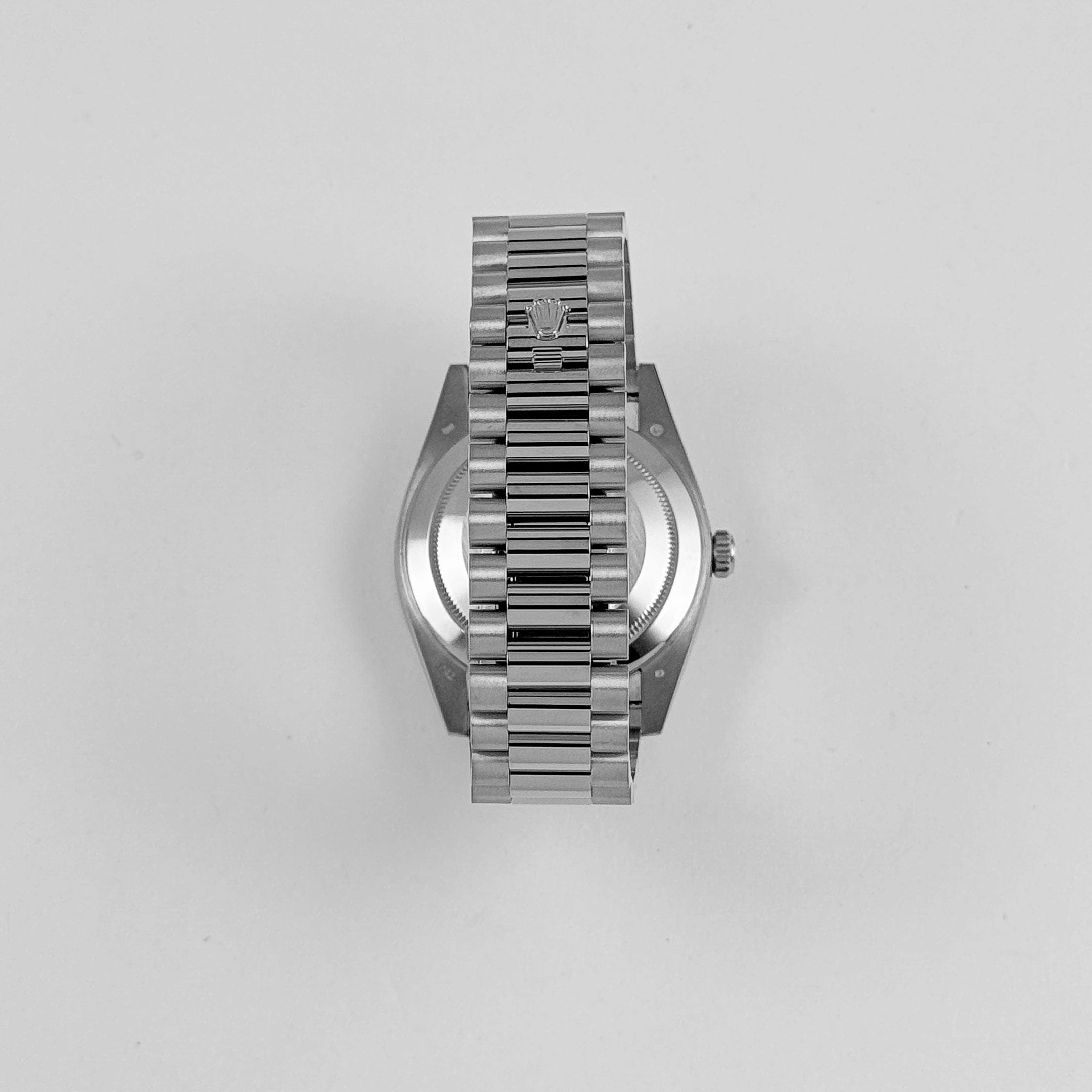 Rolex Day-Date 40 228349RBR White Gold Olive Green Dial Diamond Bezel (2021)