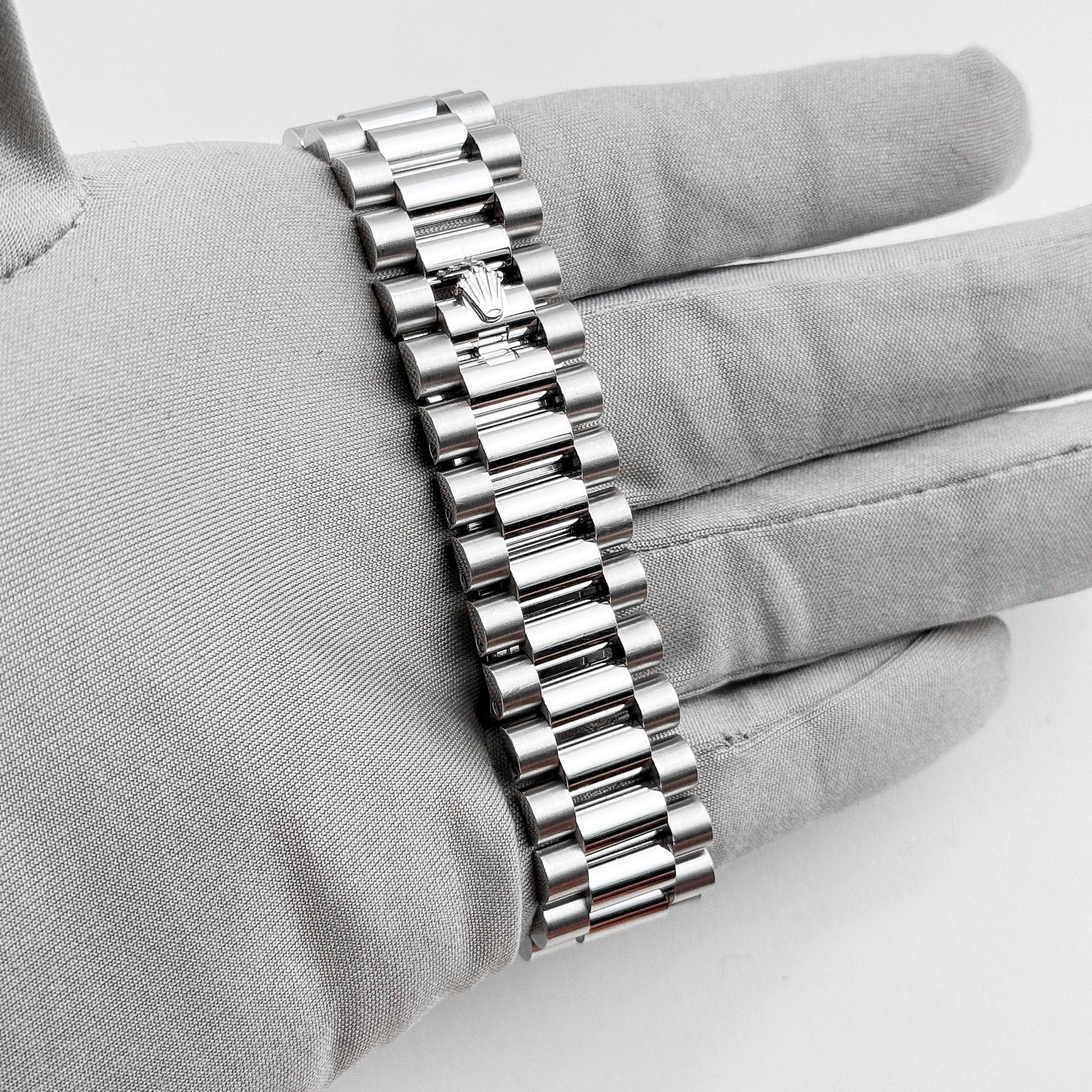 Rolex Day-Date 40 228396TBR Platinum Diamond Bezel Ice Blue Diamond Dial (2017)