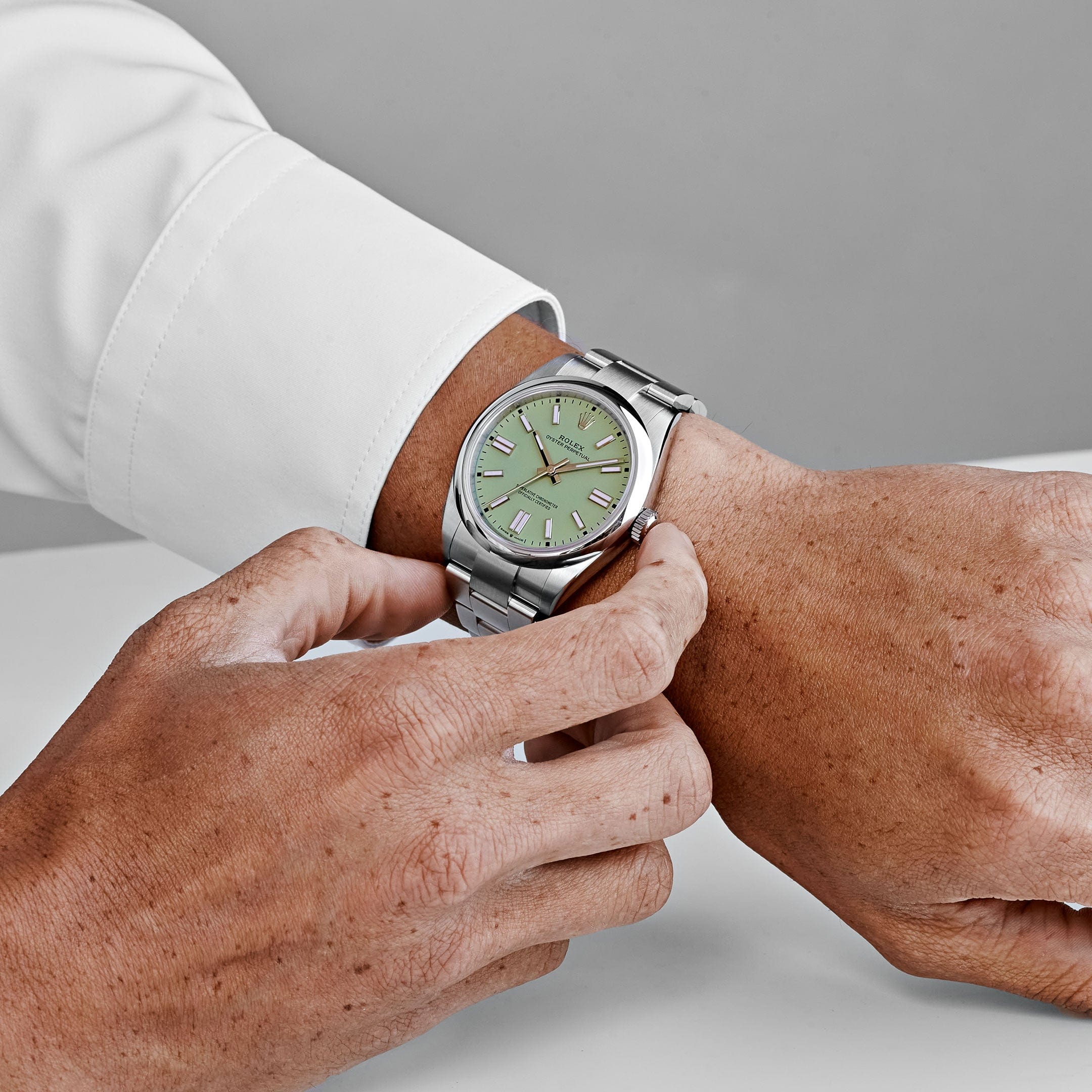 rolex-oyster-perpetual-36-126000-stainless-steel-pistachio-dial-2025-rolex-1202715882.jpg