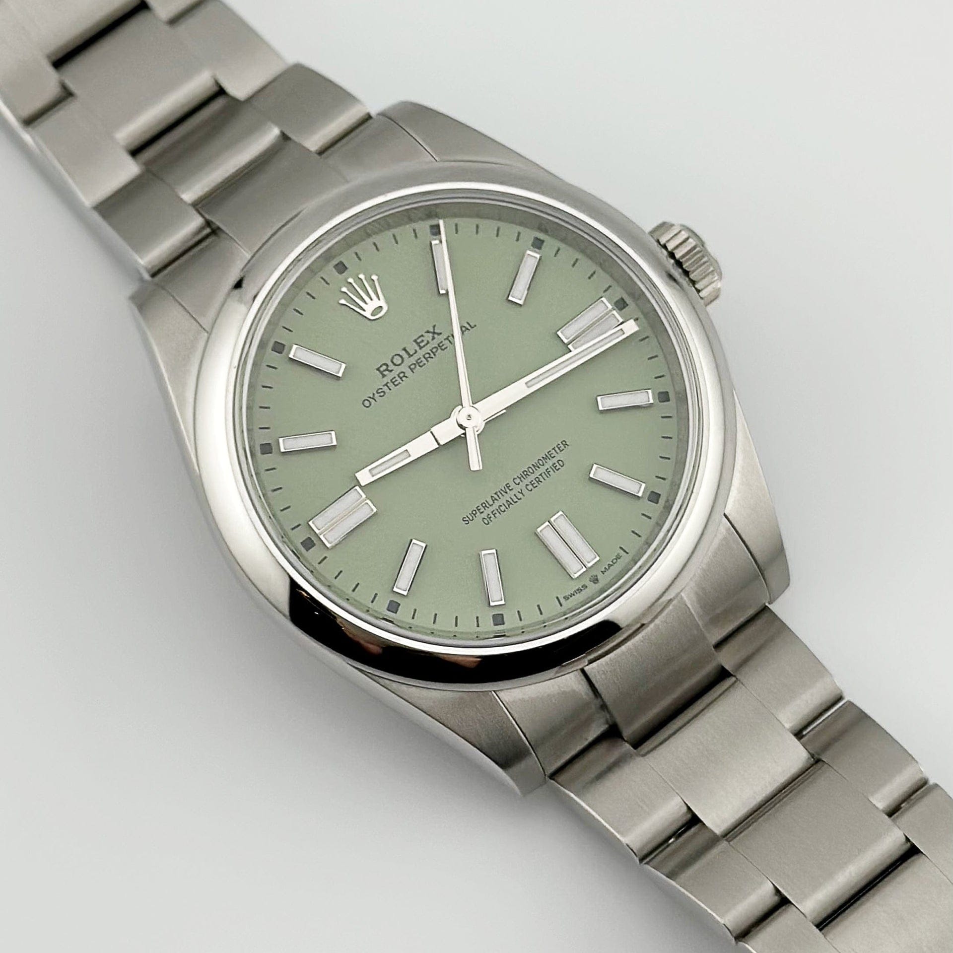 Rolex Oyster Perpetual 41 134300 Stainless Steel Pistachio Dial (2026)