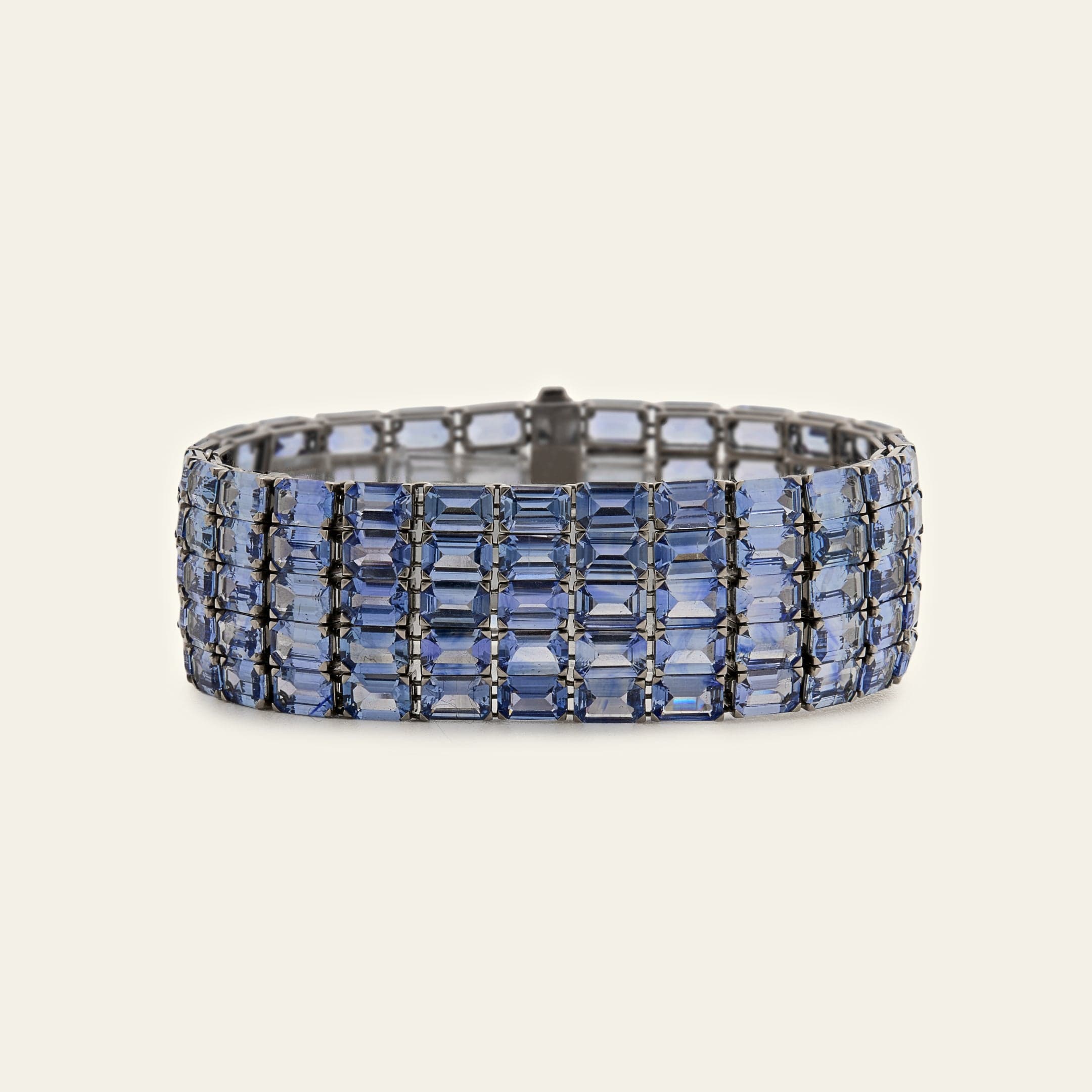 sri-lankan-blue-sapphire-bracelet-jewels-aficionado-1226668784.jpg