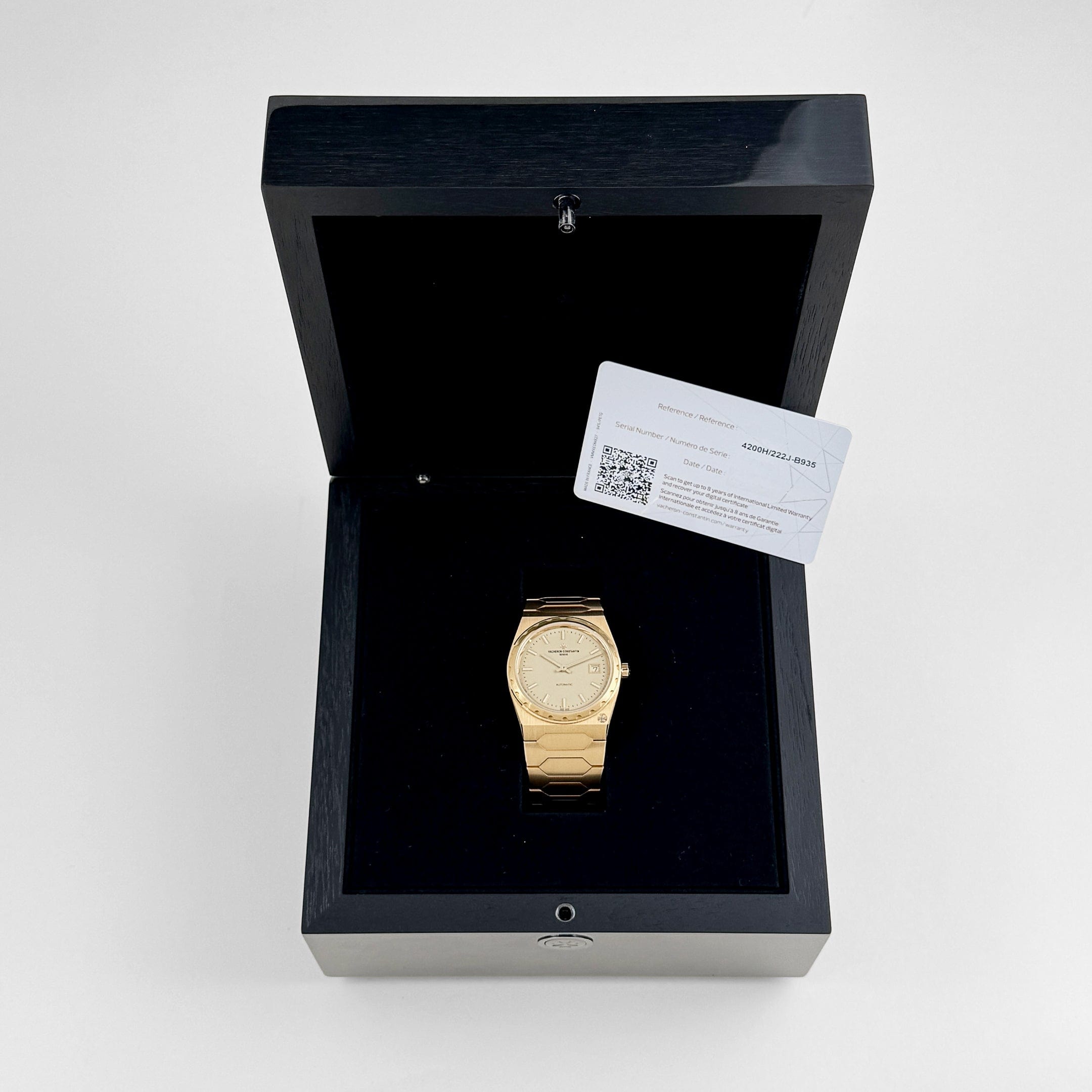 Vacheron Constantin Historiques '222' 4200H/222J-B935 Yellow Gold Champagne Dial (2023)
