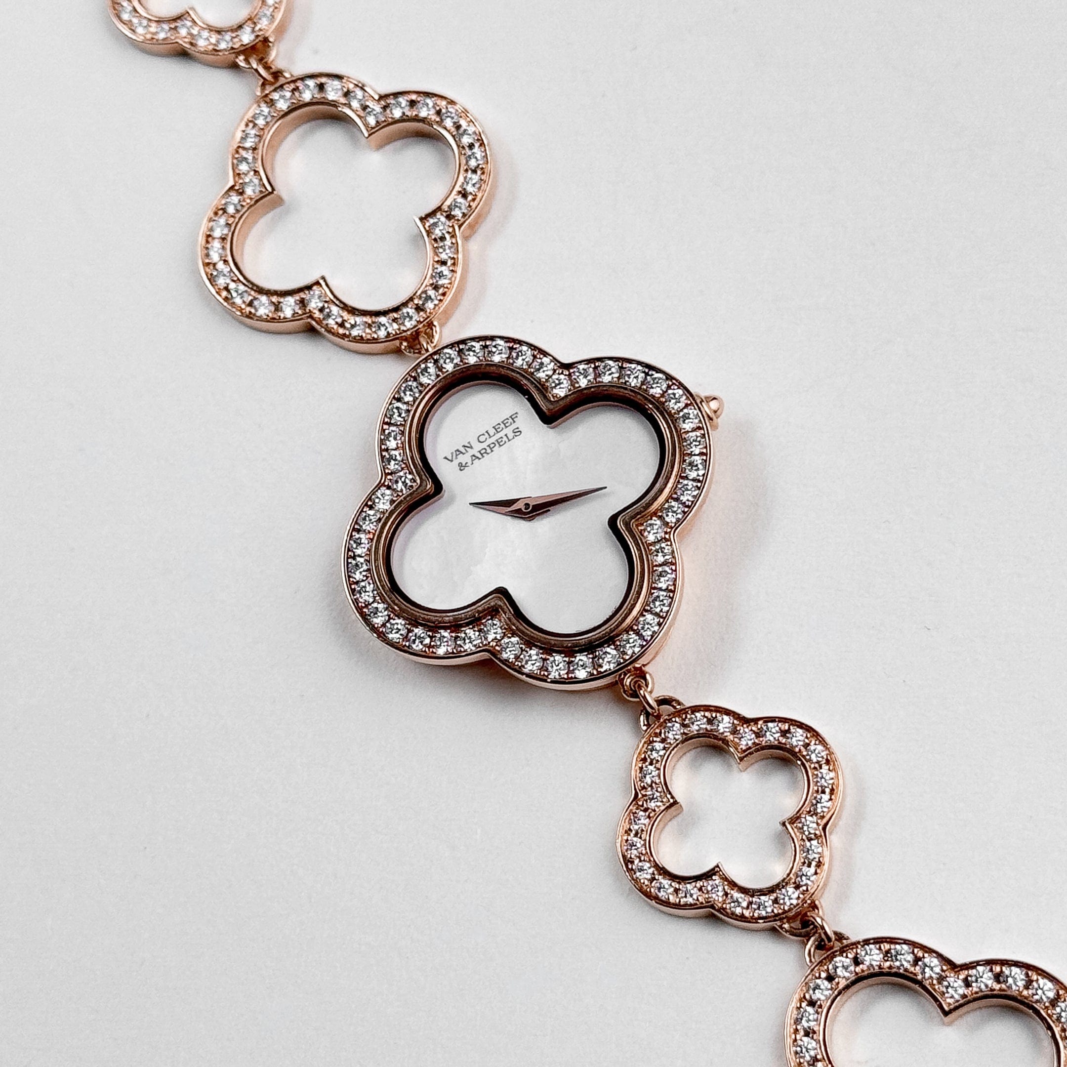 Van Cleef & Arpels Alhambra 2365149 'Ladies' Vintage Rose Gold White Mother of Pearl Dial Quartz Watch