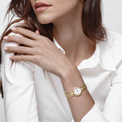 Van Cleef & Arpels Classique 13607B2 Yellow Gold White Dial Diamonds Quartz