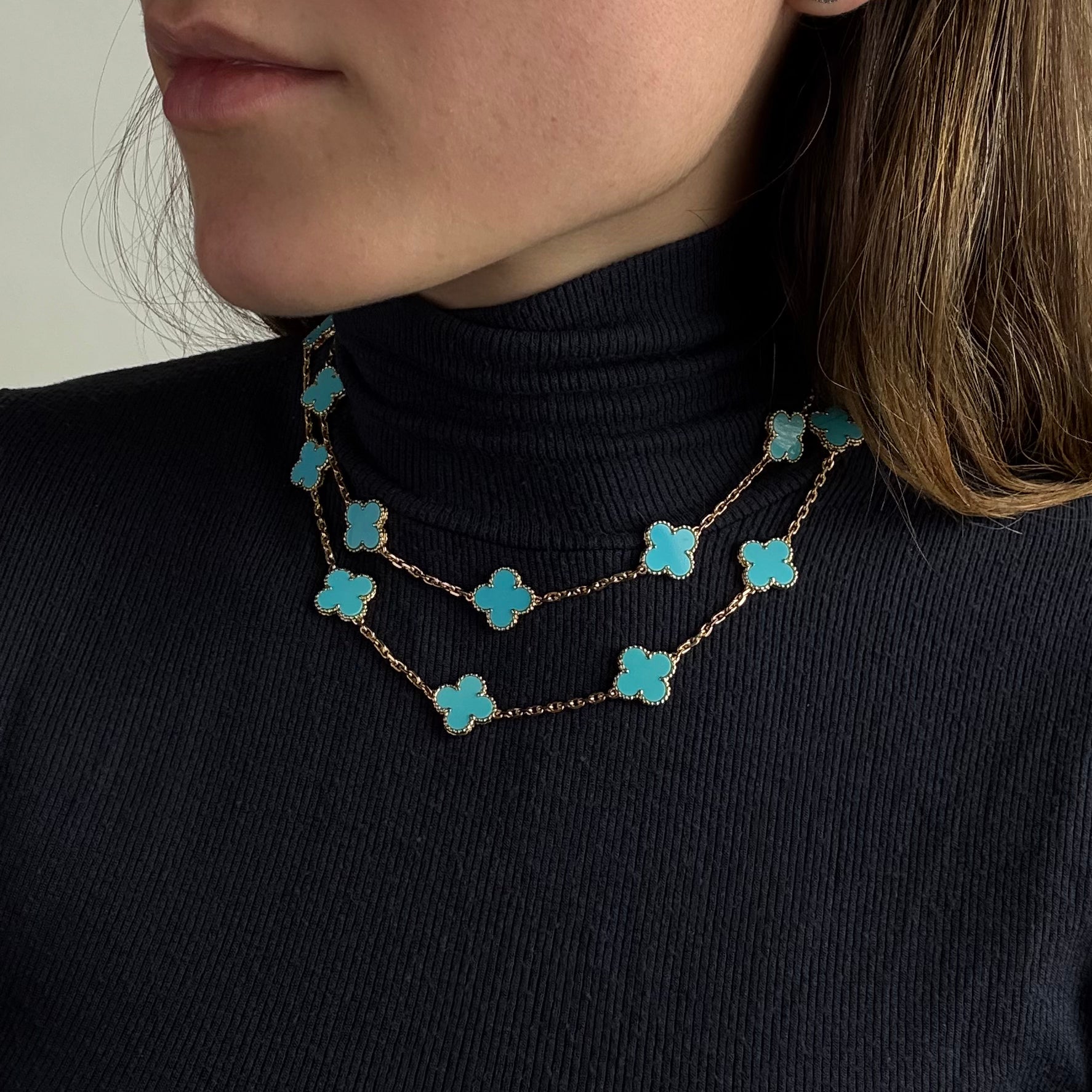 van-cleef-arpels-vintage-alhambra-necklace-turquoise-motifs-limited-edition-van-cleef-arpels-1213275444.heic
